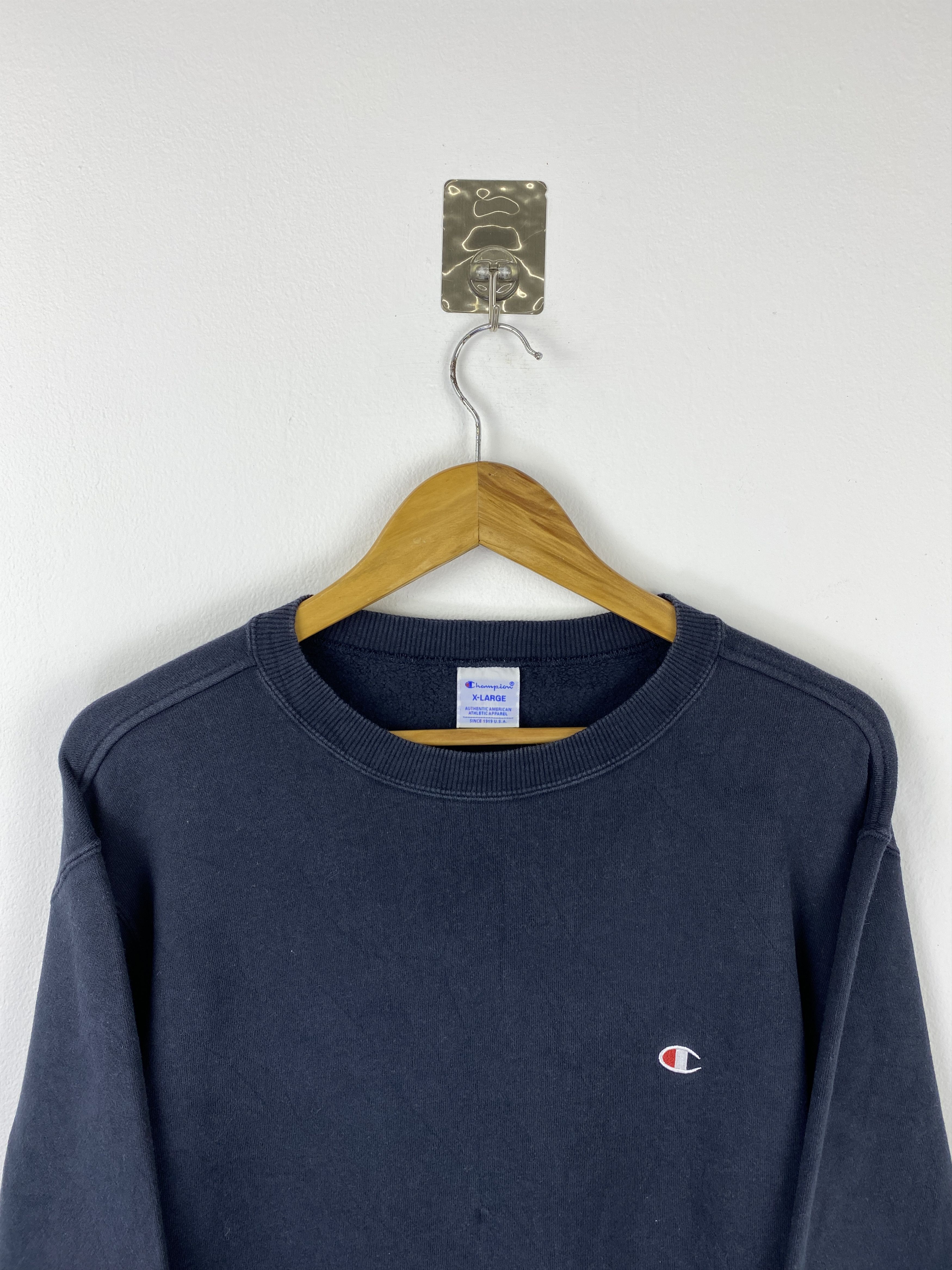 Champion Vintage Champion Plain Pullover Crewneck Sweatshirt SH0433 Size US XL / EU 56 / 4 - 2 Thumbnail