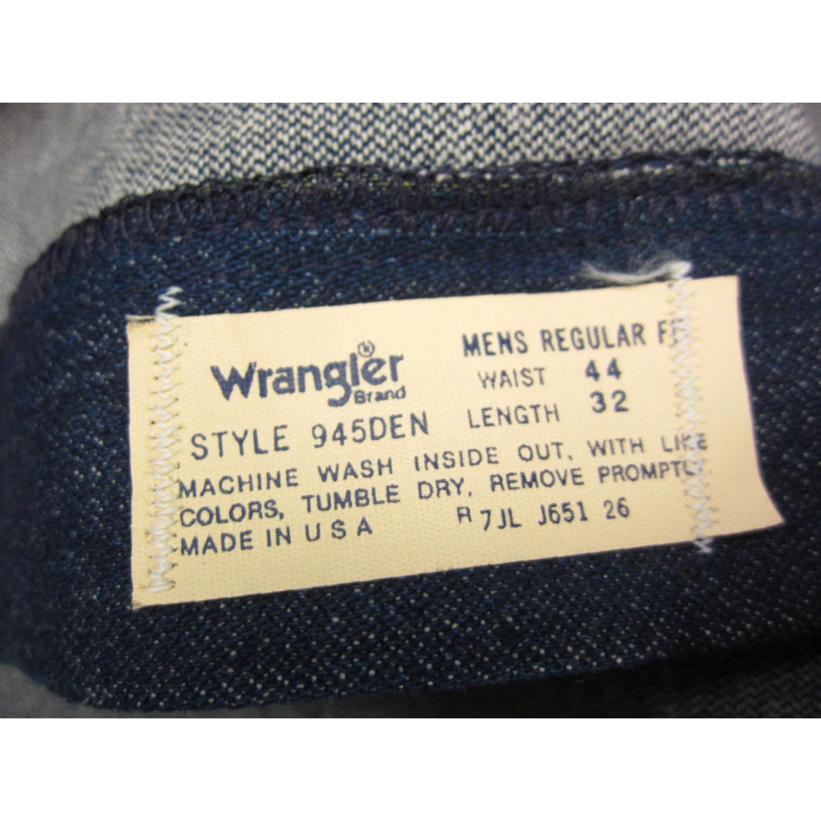 Wrangler Vintage Wrangler Jeans Mens 44 32 Blue Cowboy Bootcut Made in USA Wrangler Cowboy Cut 945DEN 70s Size US 44 / EU 60 - 7 Thumbnail