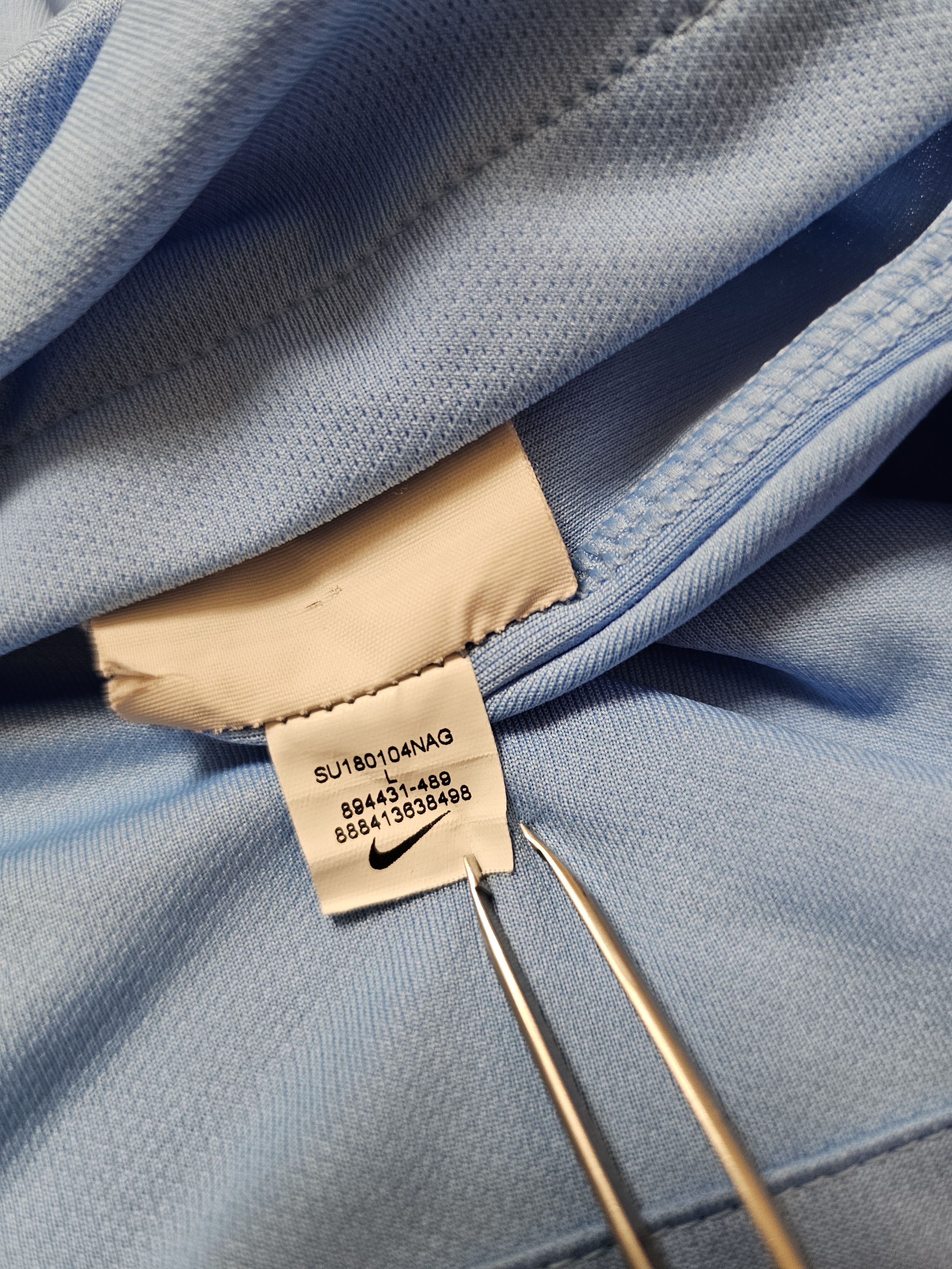 Nike MANCHESTER CITY 2018 2019 HOME FOOTBALL SHIRT SOCCER JERSEY Size US L / EU 52-54 / 3 - 11 Thumbnail