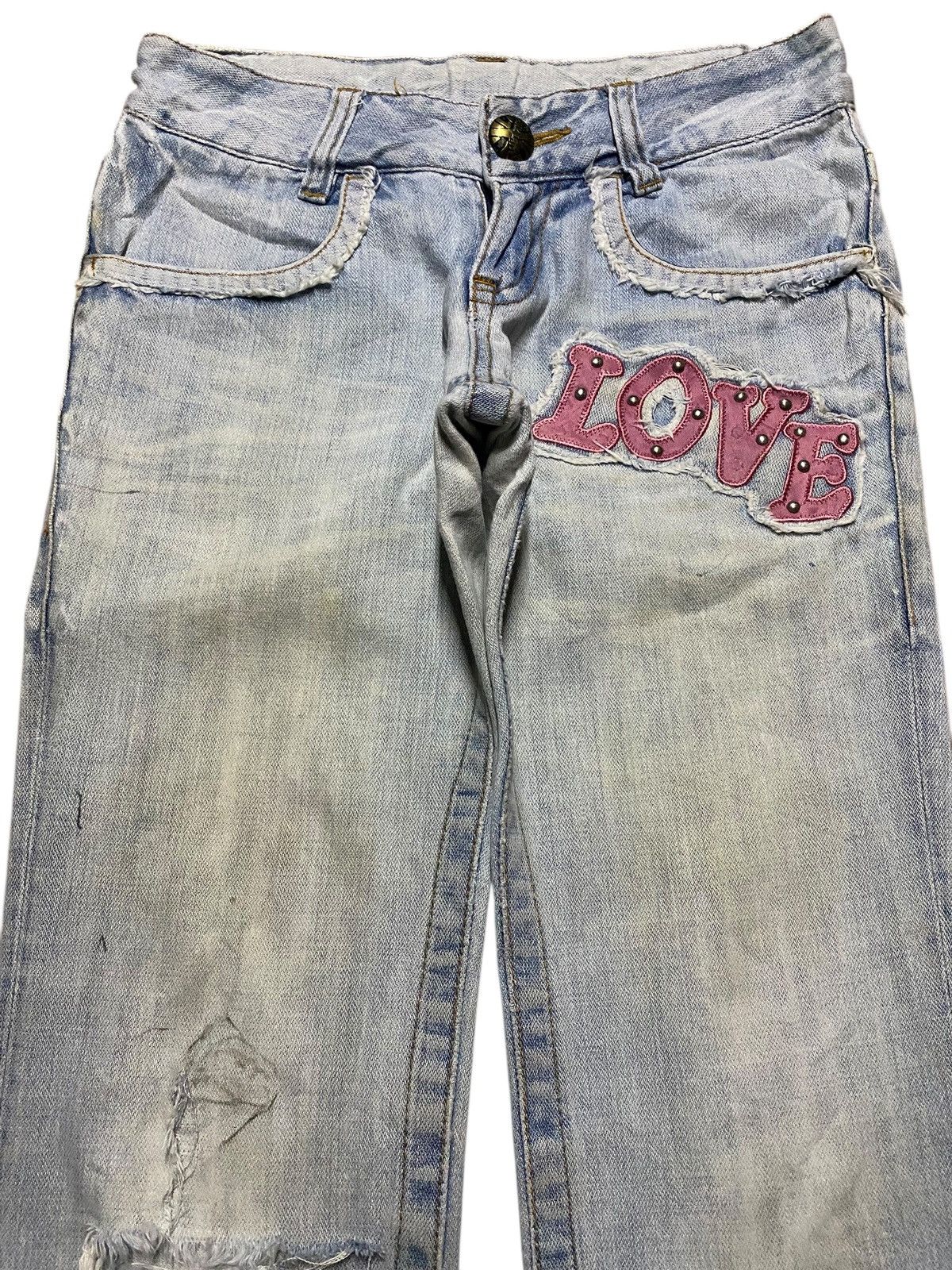 Vintage Love Latte Light Wash Embroidered Cross Slim Jeans