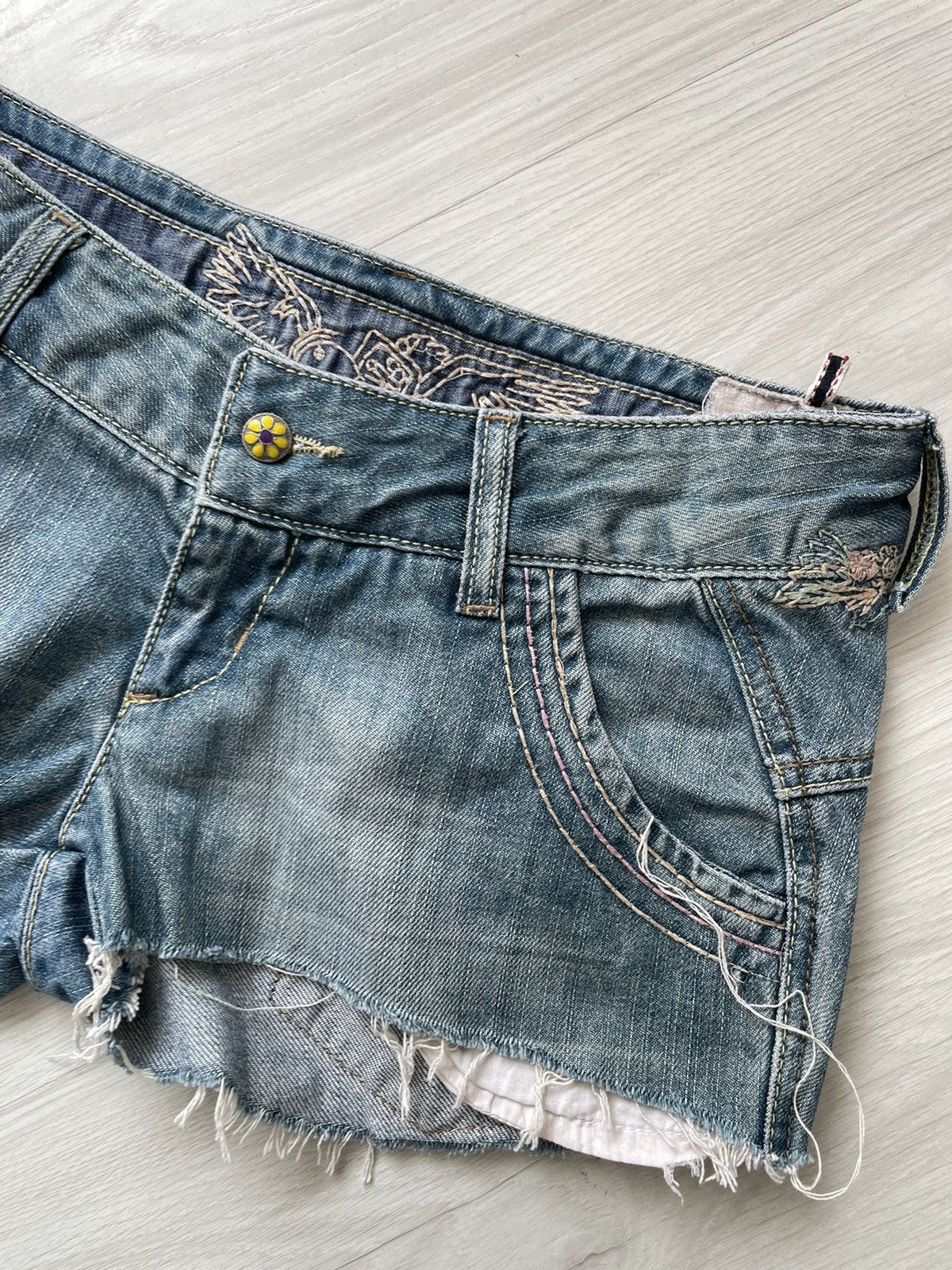 Vintage y2k short Size 26" / US 2 / IT 38 - 4 Thumbnail