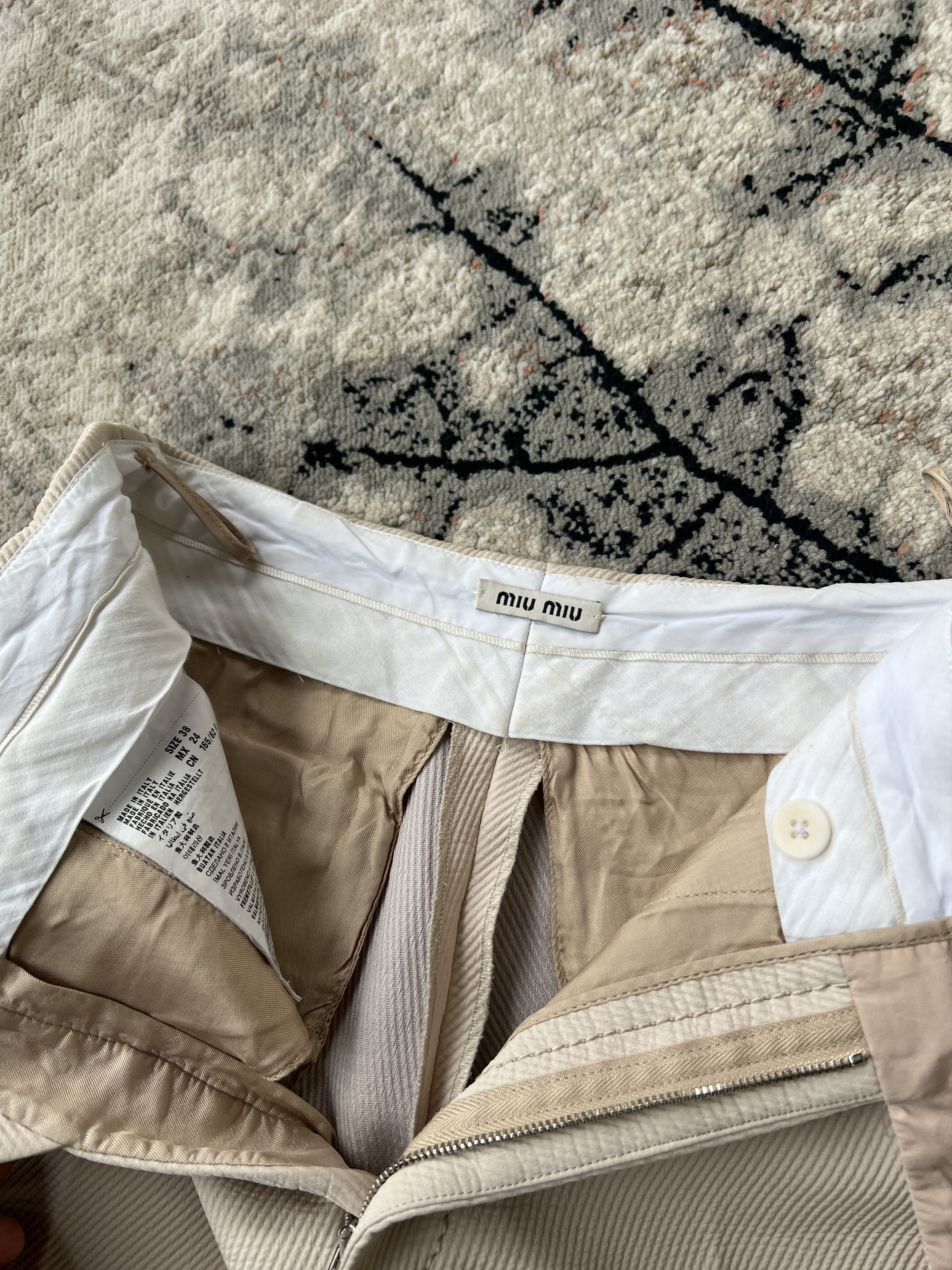 Miu Miu Miu Miu Shorts Size 26" / US 2 / IT 38 - 6 Thumbnail