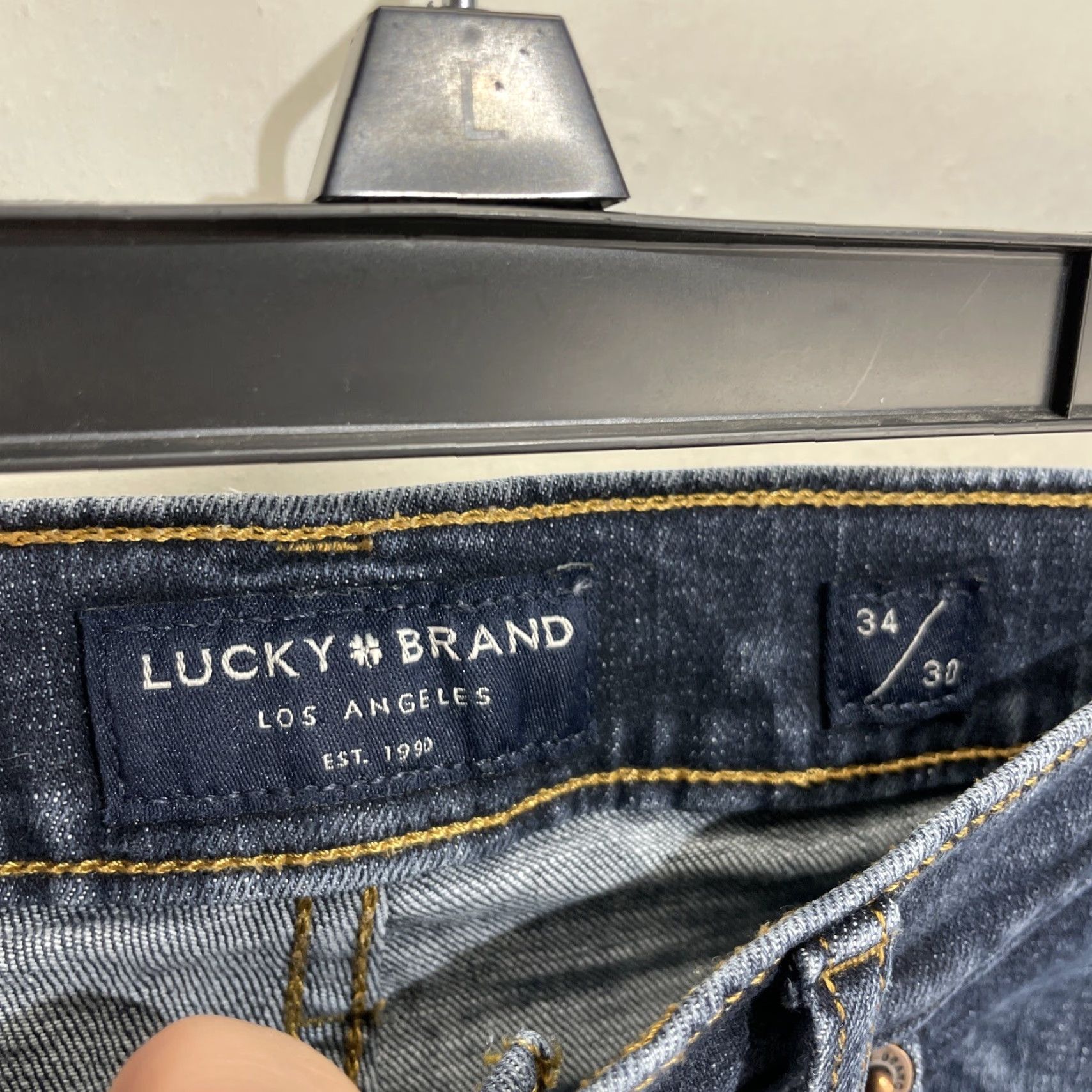 Lucky Brand Lucky Brand Jeans Mens 34X30 Blue 221 Straight Model Dark Wash Denim Jeans 5-Pocket Belt Loops Regular Fit Cotton Spandex Machine Washable Size US 34 / EU 50 - 7 Thumbnail