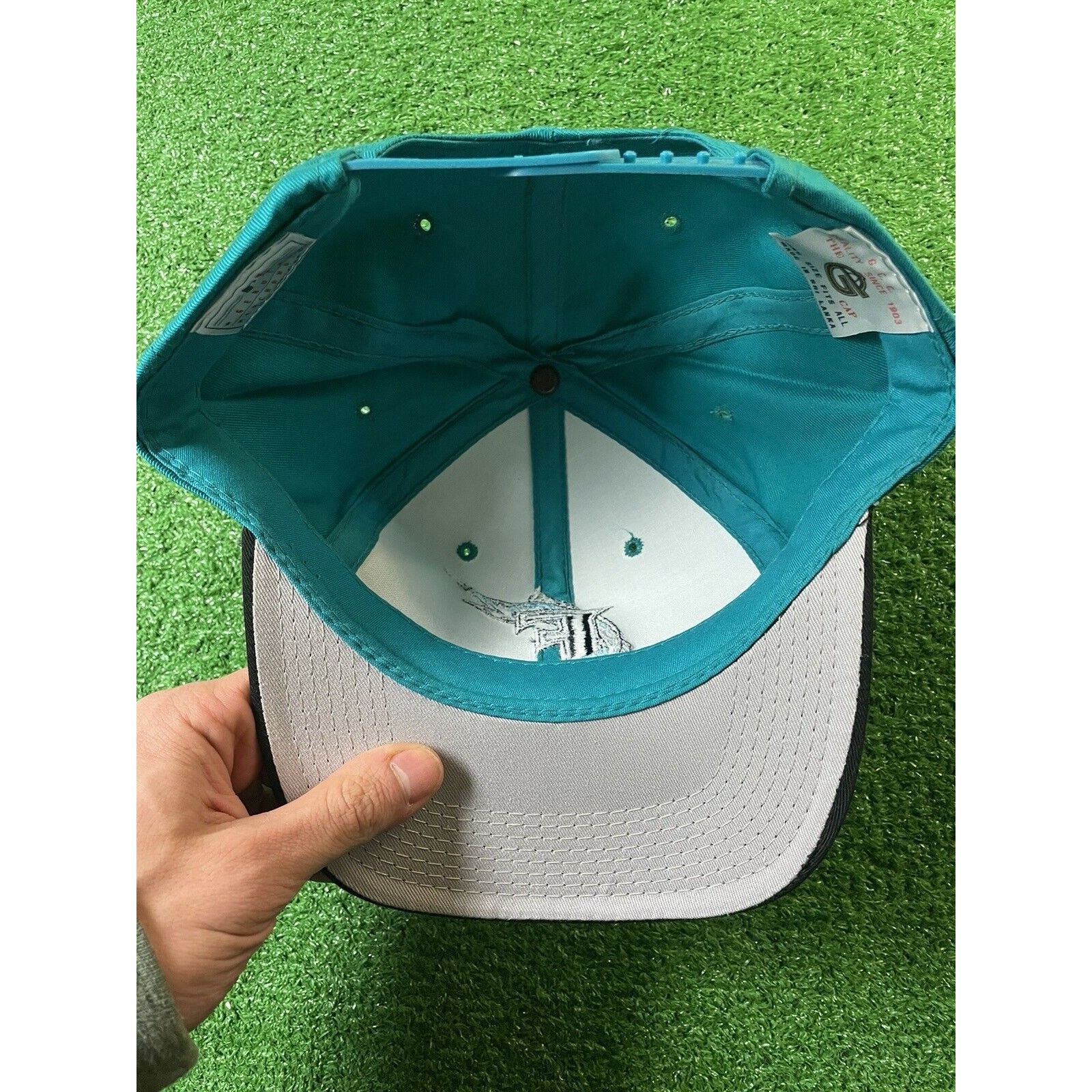 MLB NWOT Vintage 90s Florida Marlins Snapback Hat Teal Black USA Size ONE SIZE - 3 Thumbnail