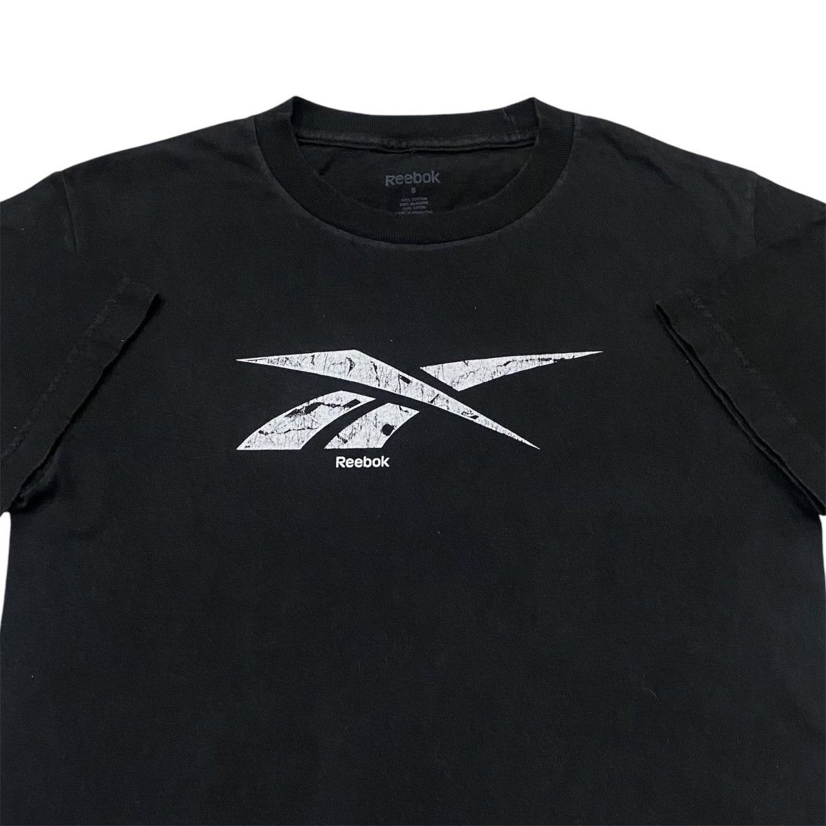 Reebok Reebok Center Logo Tshirt Size US S / EU 44-46 / 1 - 2 Thumbnail