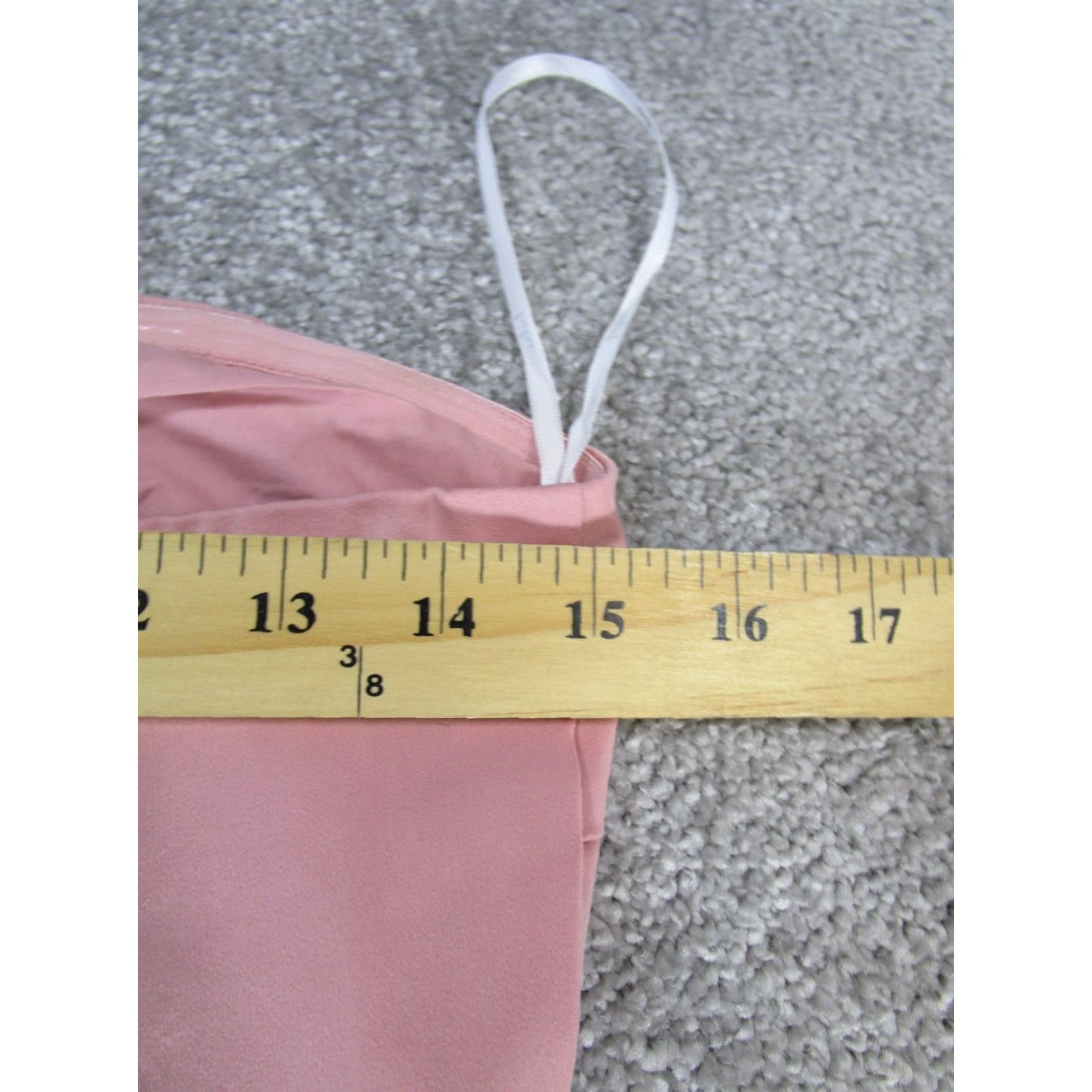 Lulus VINTAGE Lulus Skirt Women S Pink Ruffle Short Solid Polyester Pencil Style Womens - 90s-? Size 28" / US 6 / IT 42 - 5 Thumbnail
