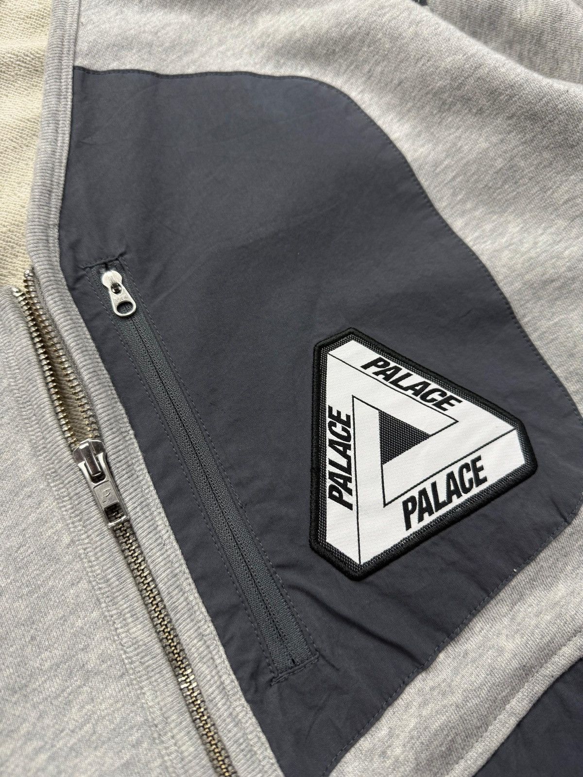 Palace PALACE UTILITY FRONT PANEL SWEAT – SIZE XL – BRAND NEW Size US XL / EU 56 / 4 - 3 Thumbnail