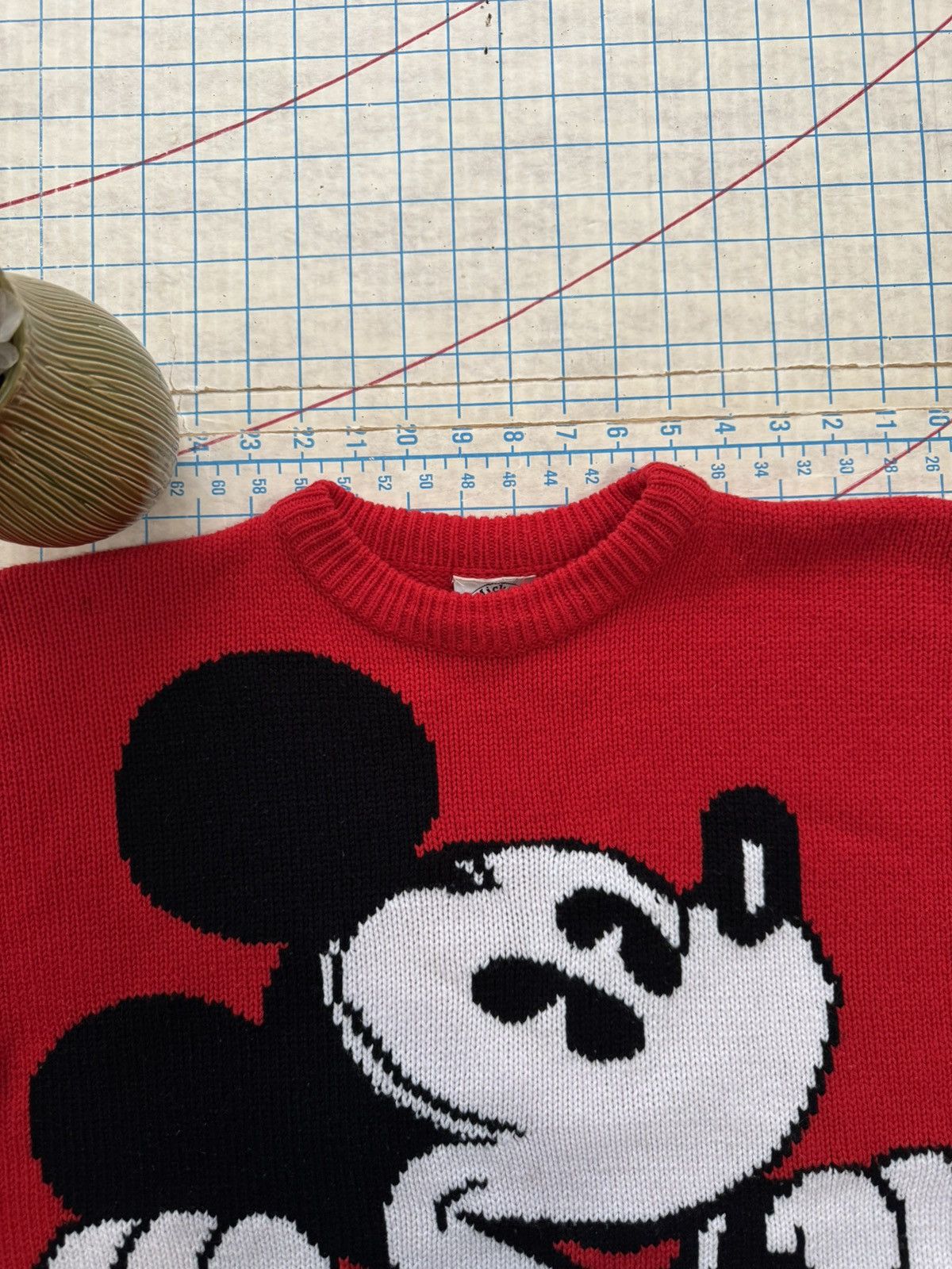 Disney × Mickey & Co. × Vintage Vintage Mickey & Co Mickey Mouse Big Head Knit Sweater Large Size US L / EU 52-54 / 3 - 5 Thumbnail
