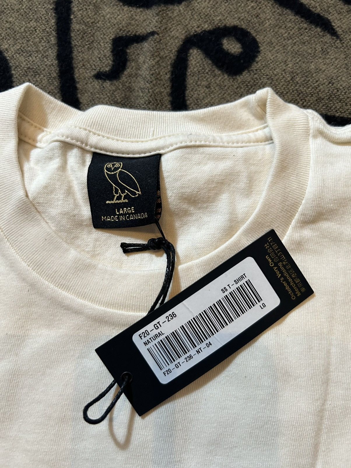 October's Very Own 2020 Cream Garment Dye Tshirt Size US L / EU 52-54 / 3 - 4 Thumbnail