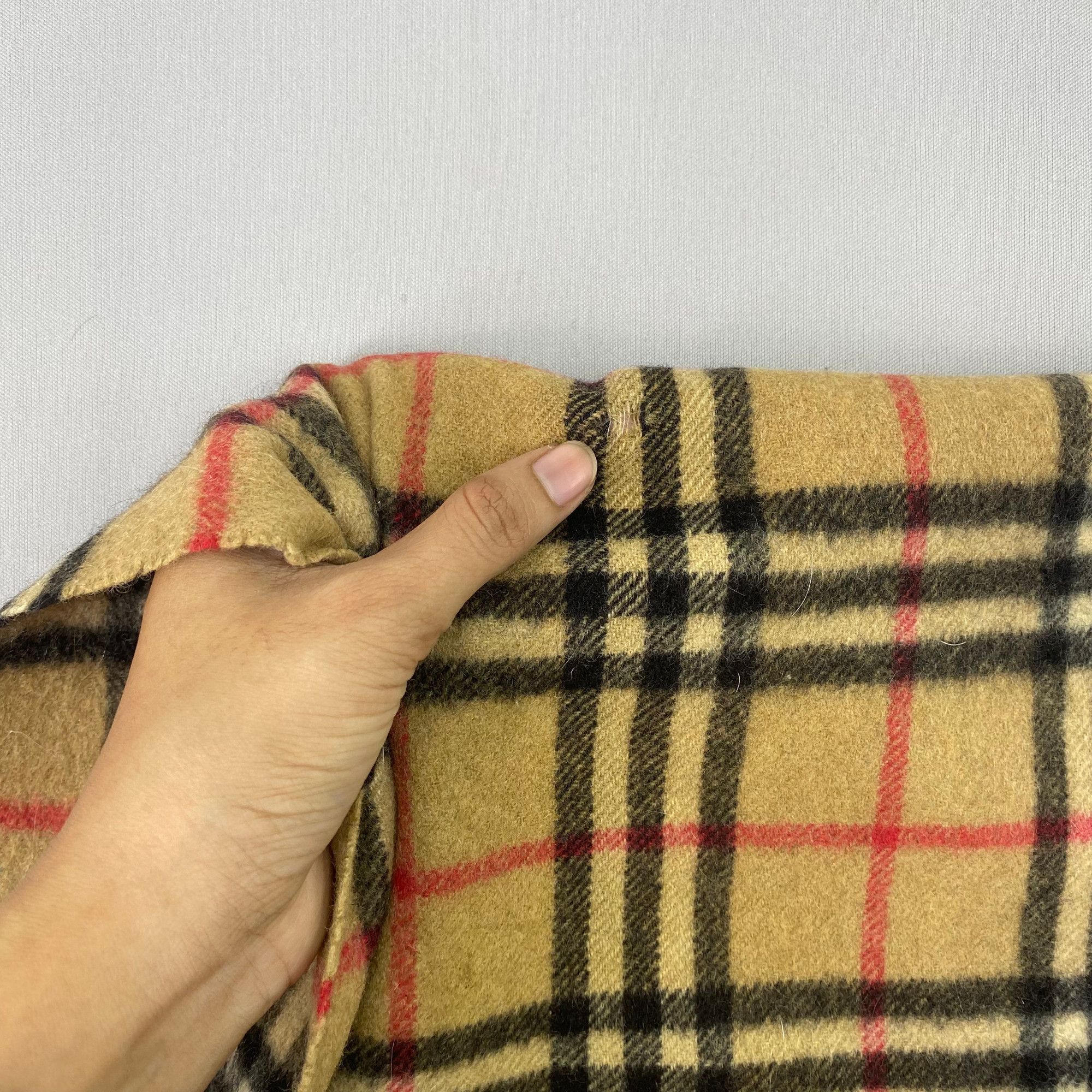 Burberry Vintage Burberry Scarf Muffler Wool Cashmere Check Scarves Size ONE SIZE - 7 Thumbnail