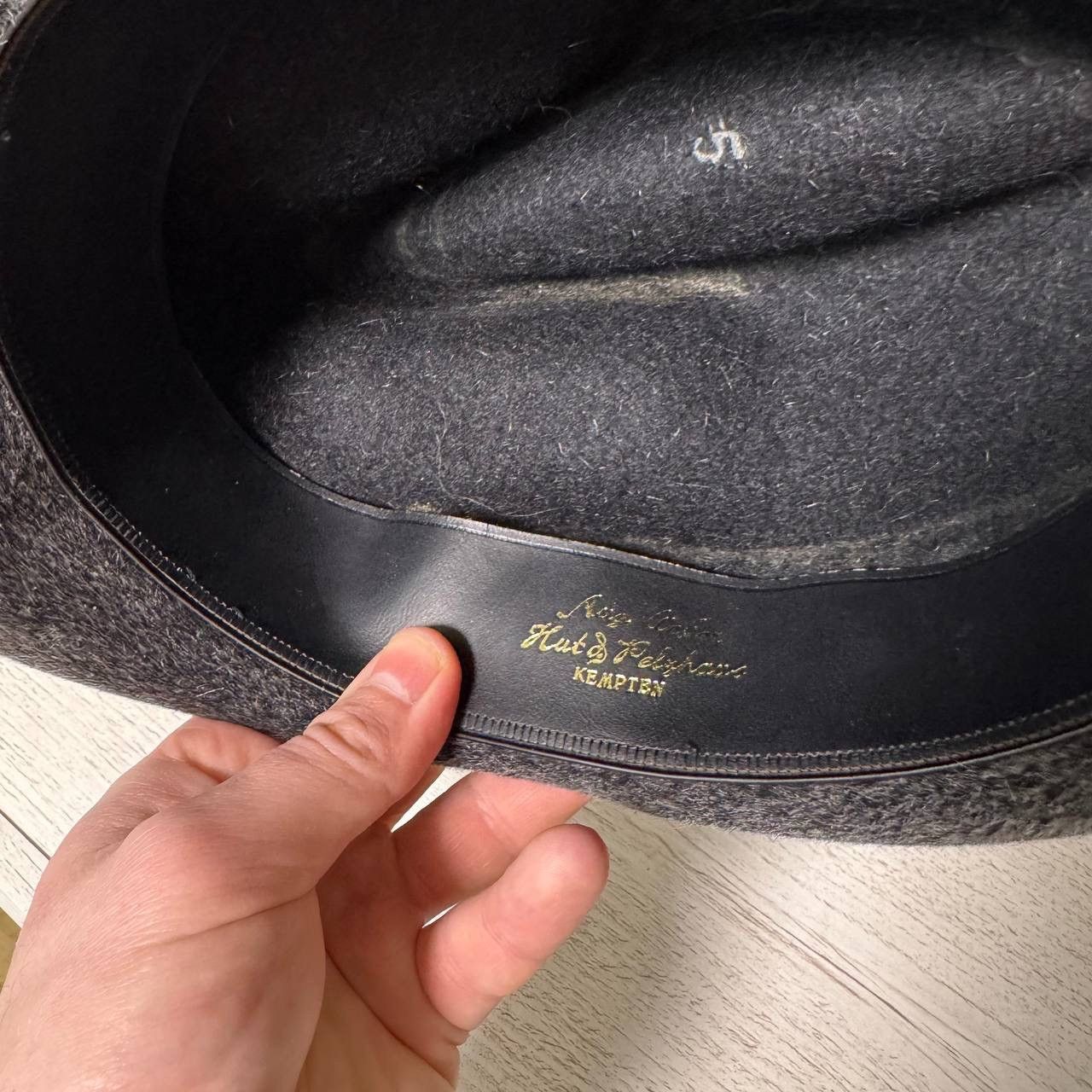 If Six Was Nine Luxury Felt Hat Kempten Y2K Old Money 00s Size ONE SIZE - 4 Thumbnail