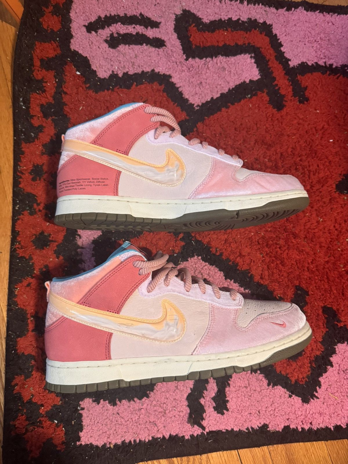 Nike × Social Status Social status dunk mid strawberry milk Size US 11 / EU 44 - 3 Thumbnail
