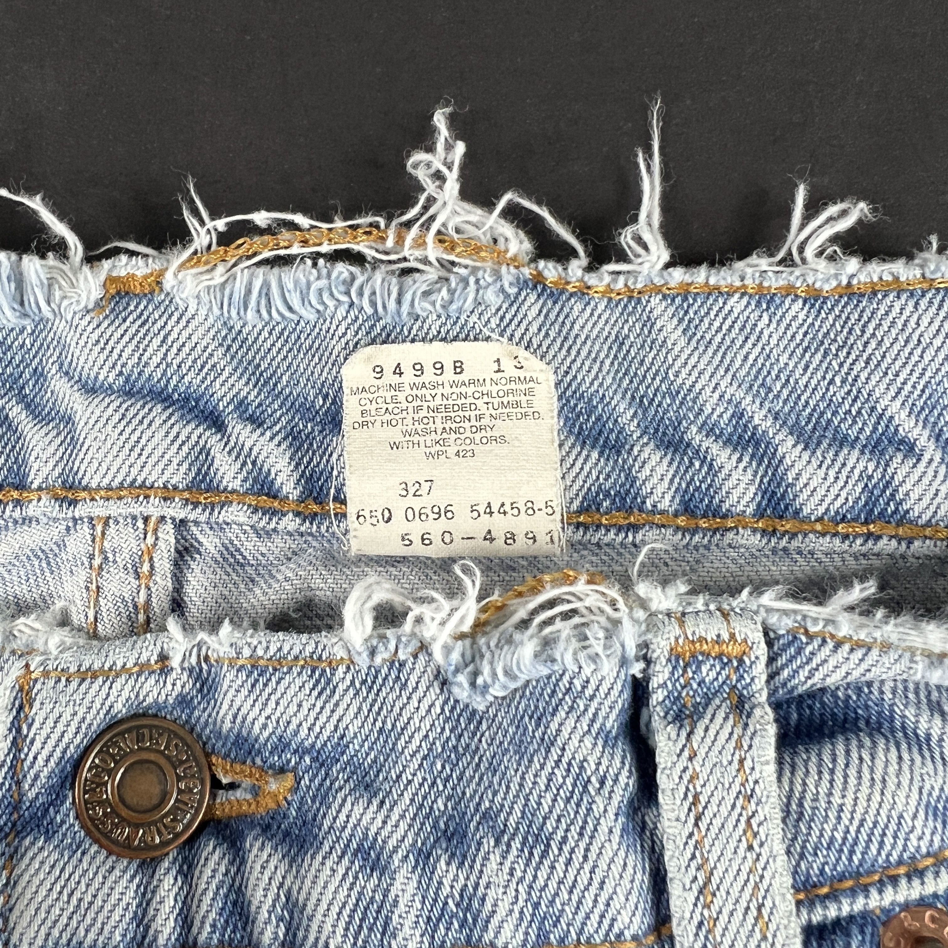 Levi's × Vintage VTG 90s Levi's Jeans 560 Loose Tapered Blue Thrashed Denim Size US 36 / EU 52 - 11 Thumbnail