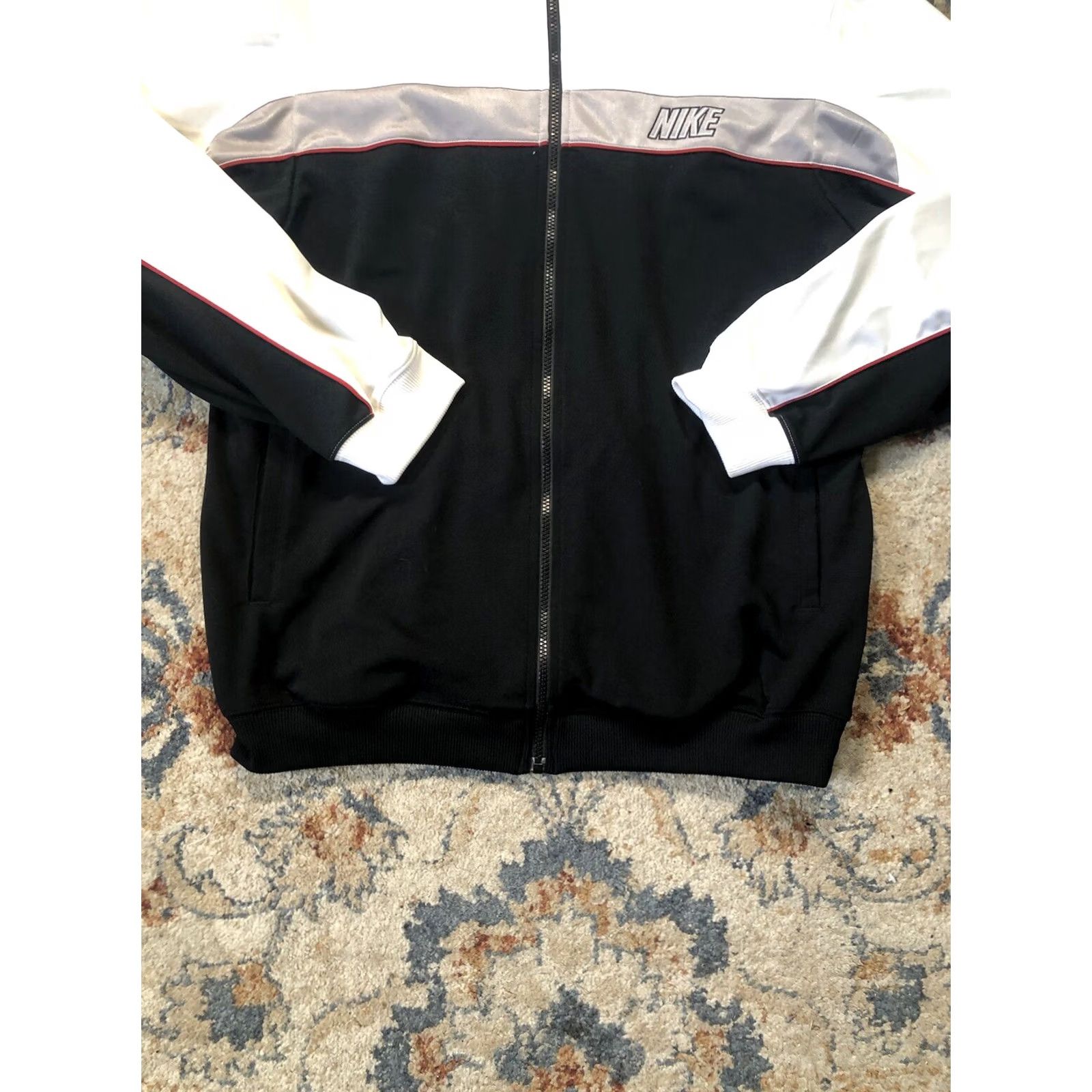 Nike VINTAGE Nike Men’s White Full Zip Turtleneck Polyester Running Jacket L Size US M / EU 48-50 / 2 - 5 Thumbnail