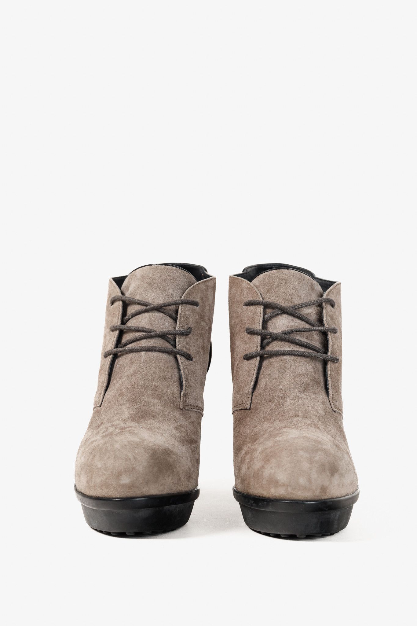 Tod's Tod's Taupe Suede Rubber Sole Platform Heel Bootie Size US 9 / IT 39 - 2 Thumbnail