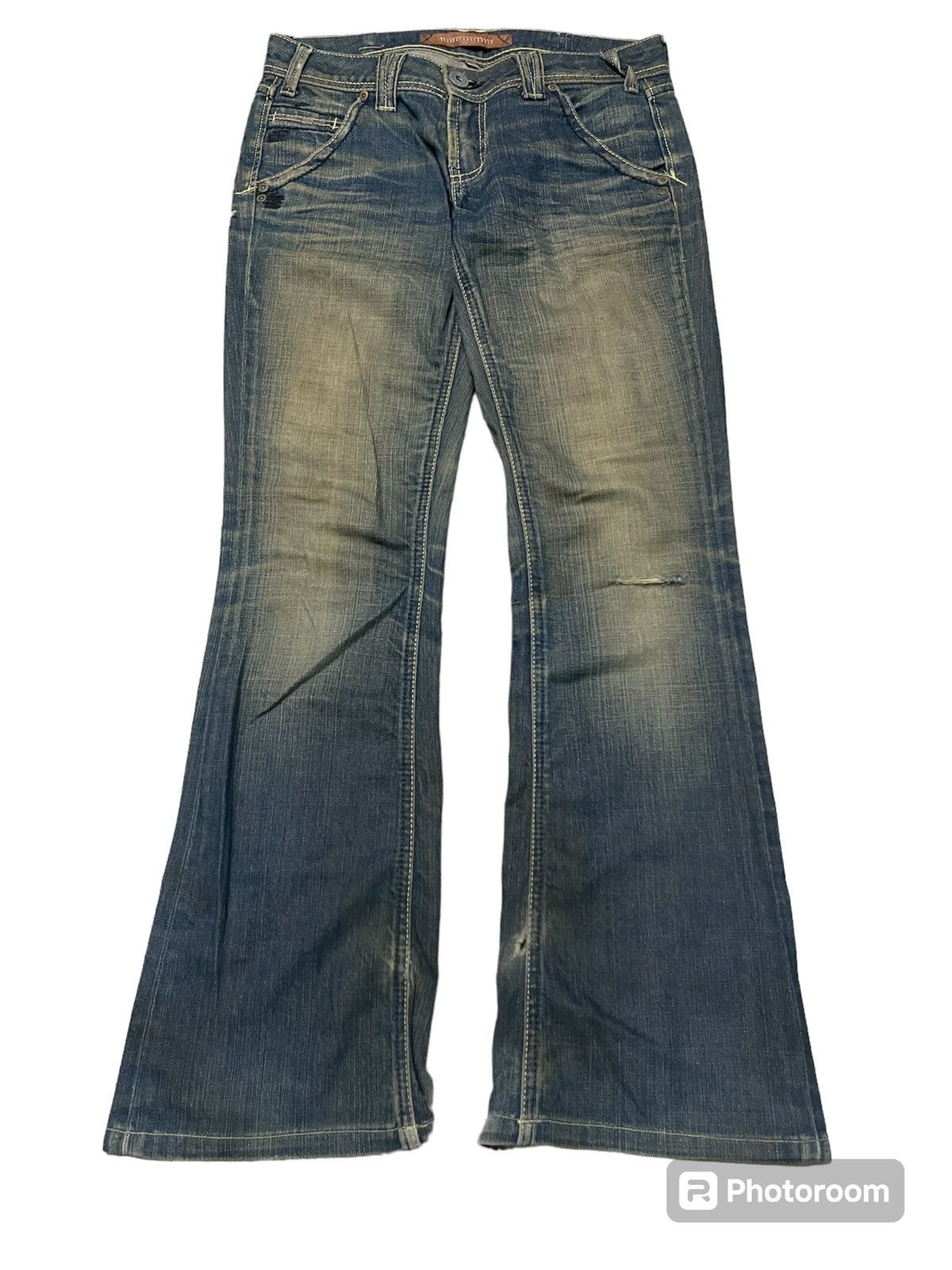 20471120 90s YANUK FLARE JEANS DISTRESSED DESIGN Size US 30 / EU 46 - 1 Thumbnail