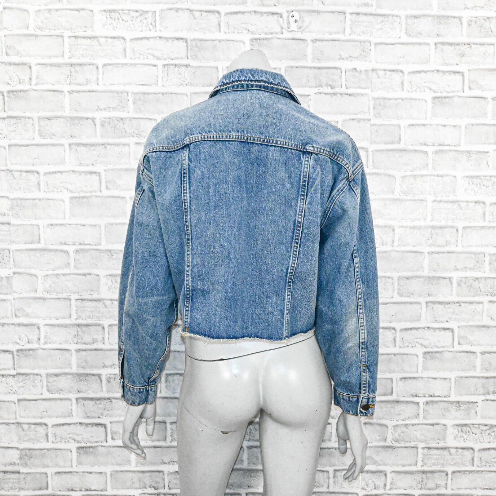 The Kooples The Kooples Women's Cropped Short Blue Denim Jacket size 36 Size XS / US 0-2 / IT 36-38 - 6 Thumbnail
