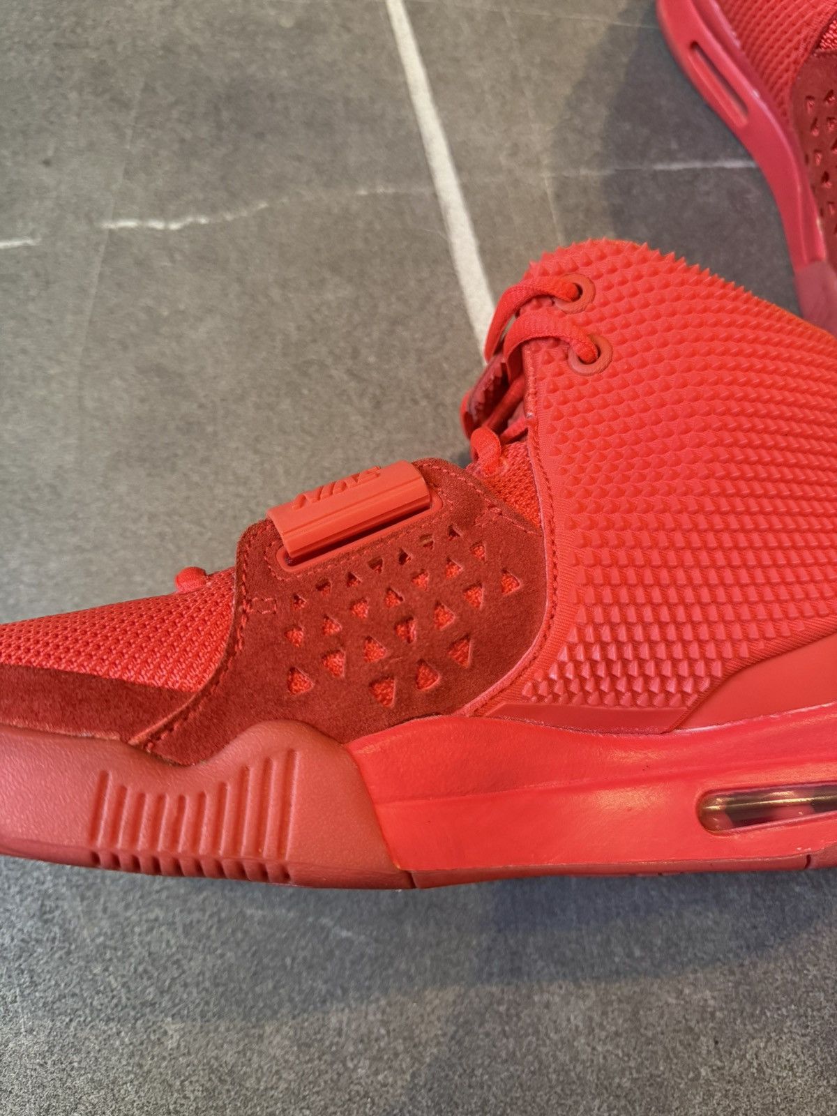 Nike Nike Air Yeezy Red October’s Size US 8.5 / EU 41-42 - 10 Thumbnail