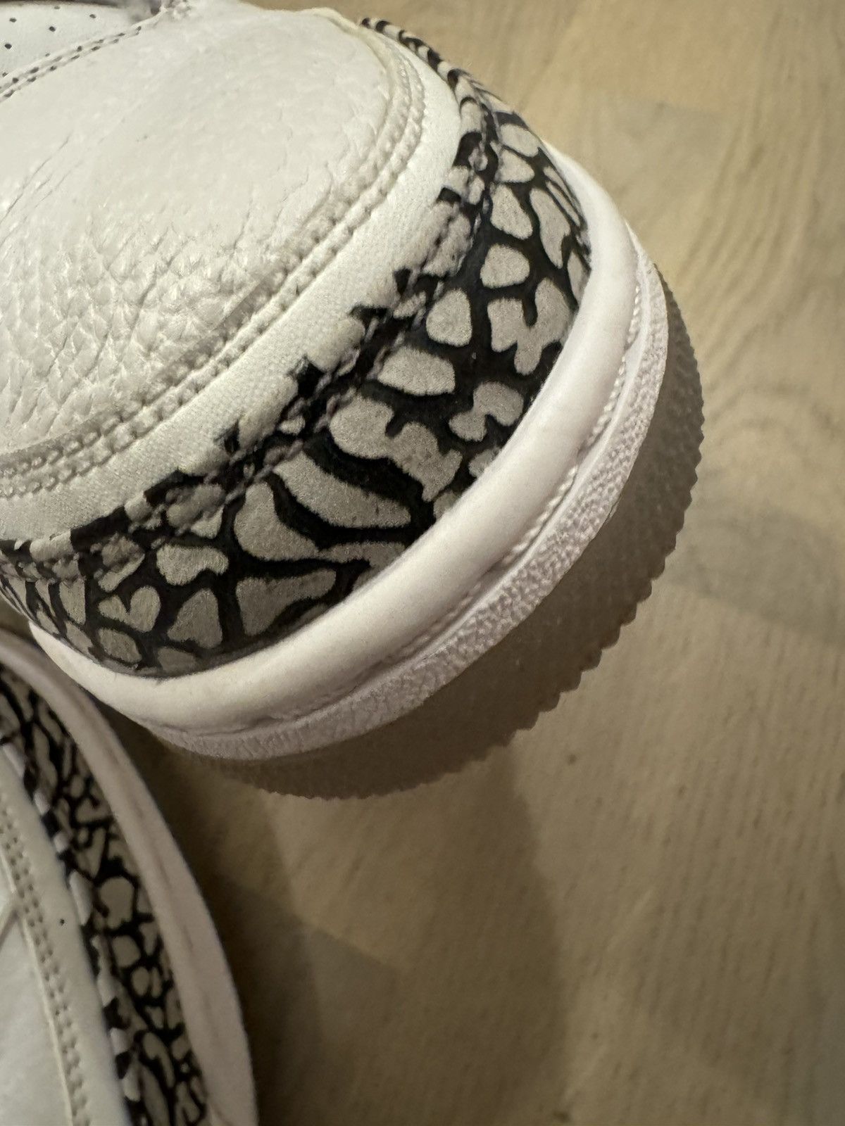 Nike NIKE AIR JORDAN 3 “FREE THROW LINE” white cement size US8UK7 Size US 8 / EU 41 - 21 Thumbnail