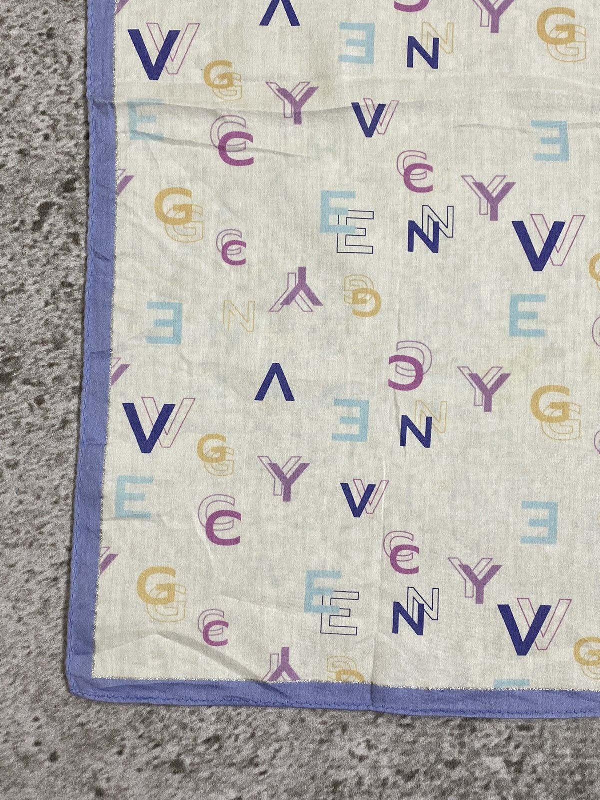 Givenchy Givenchy Handkerchief / Bandana / Neckerchief Size ONE SIZE - 4 Thumbnail