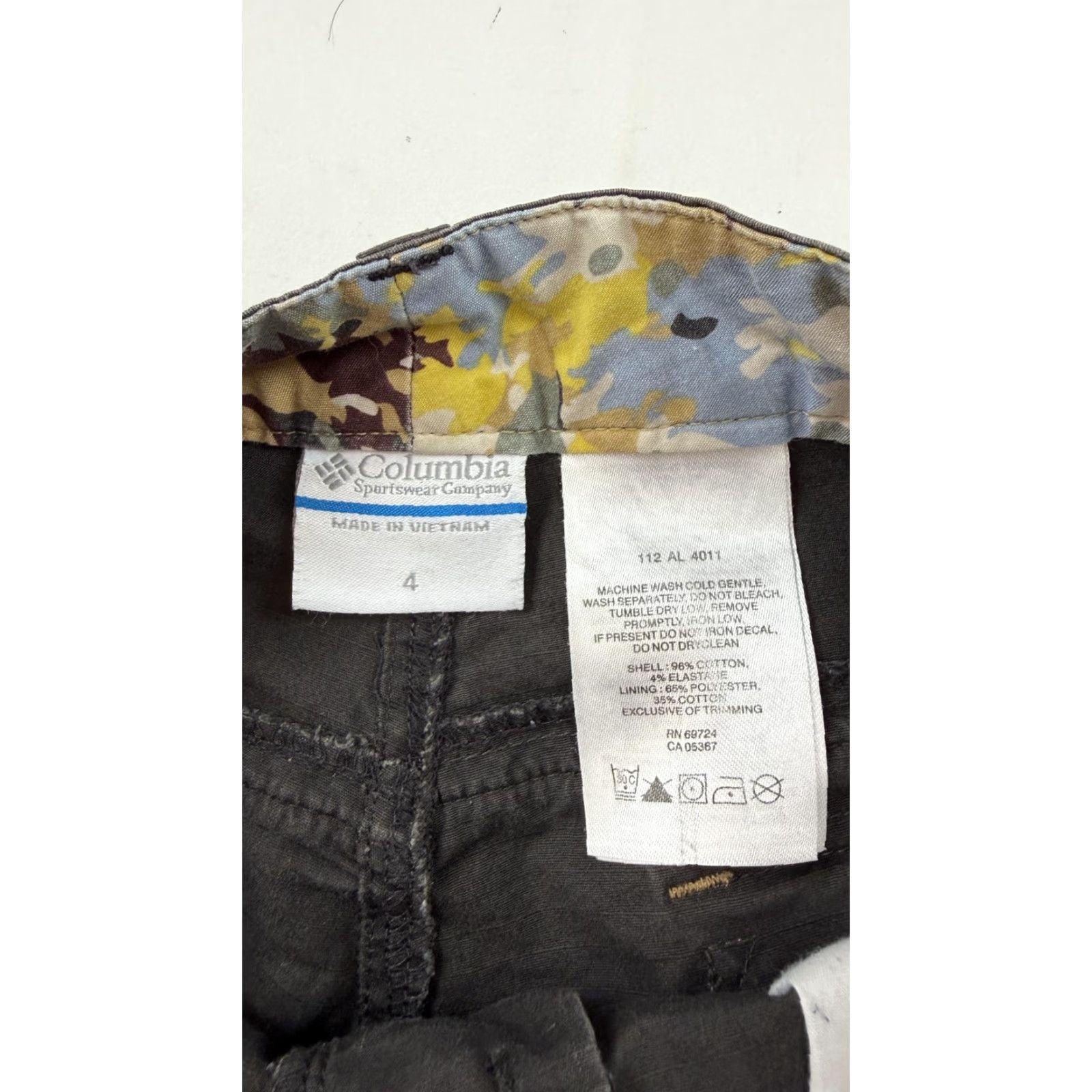 Vintage Columbia Bermuda Shorts Womens 4 Gray Stretch Hiking Travel Pockets Casual Outdoors Size 27" / US 4 / IT 40 - 4 Thumbnail