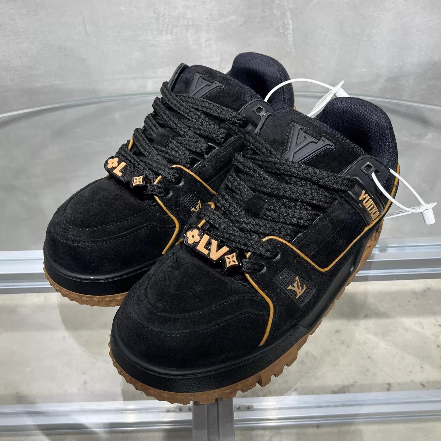 Louis Vuitton LV Trainer Maxi Black Gold Suede UK6.5/40.5 Size US 7.5 / EU 40-41 - 2 Thumbnail