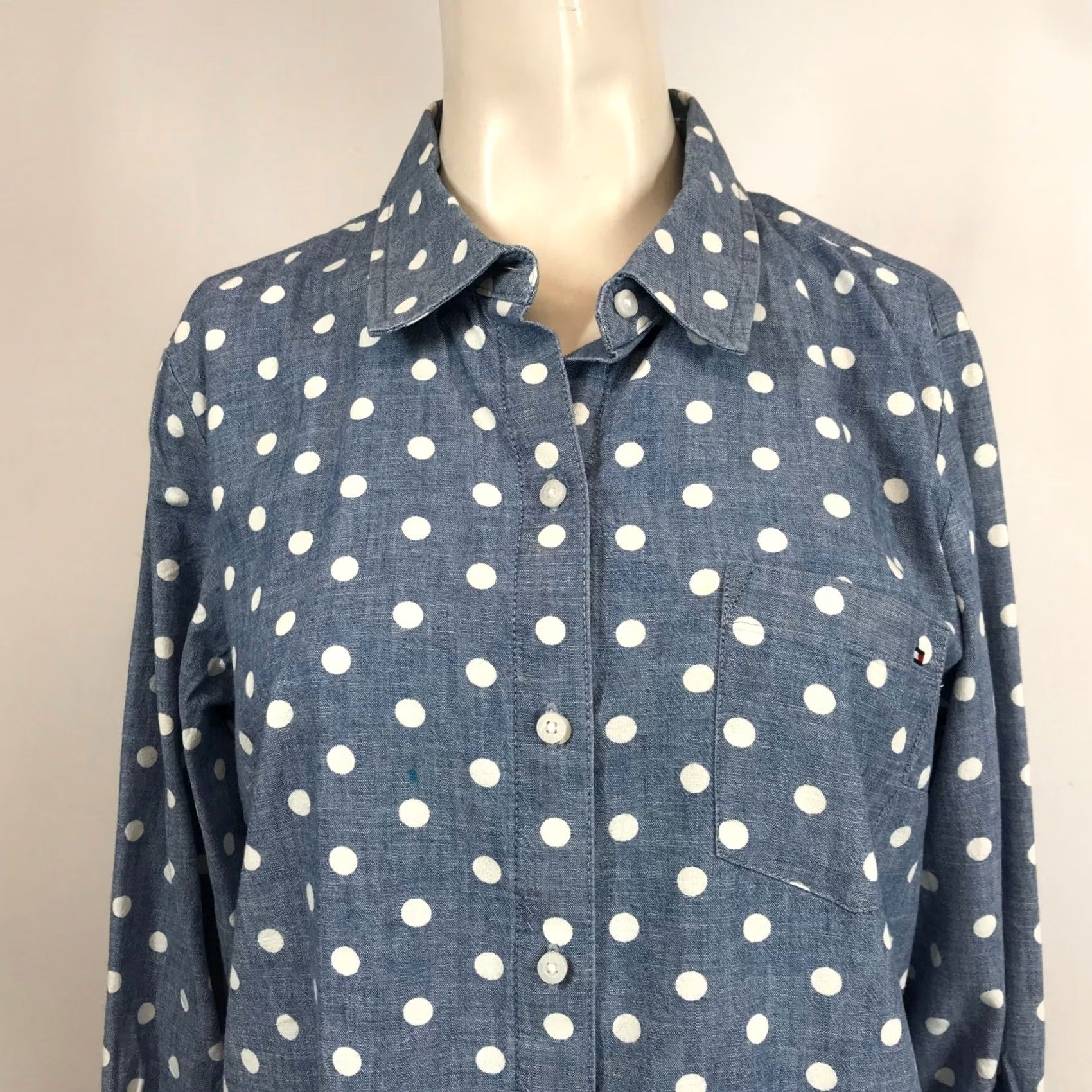 Tommy Hilfiger VINTAGE Tommy Hilfiger Woman Blue White Polka Dot Long Sleeve Button-Up Shirt M Size M / US 6-8 / IT 42-44 - 2 Thumbnail