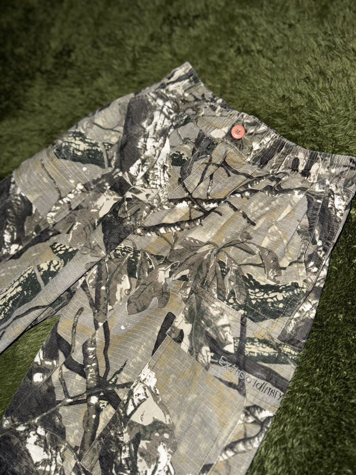 Japanese Brand [M] Extraordinary Realtree Camo Ripstop Cargo Pants Size US 32 / EU 48 - 2 Thumbnail