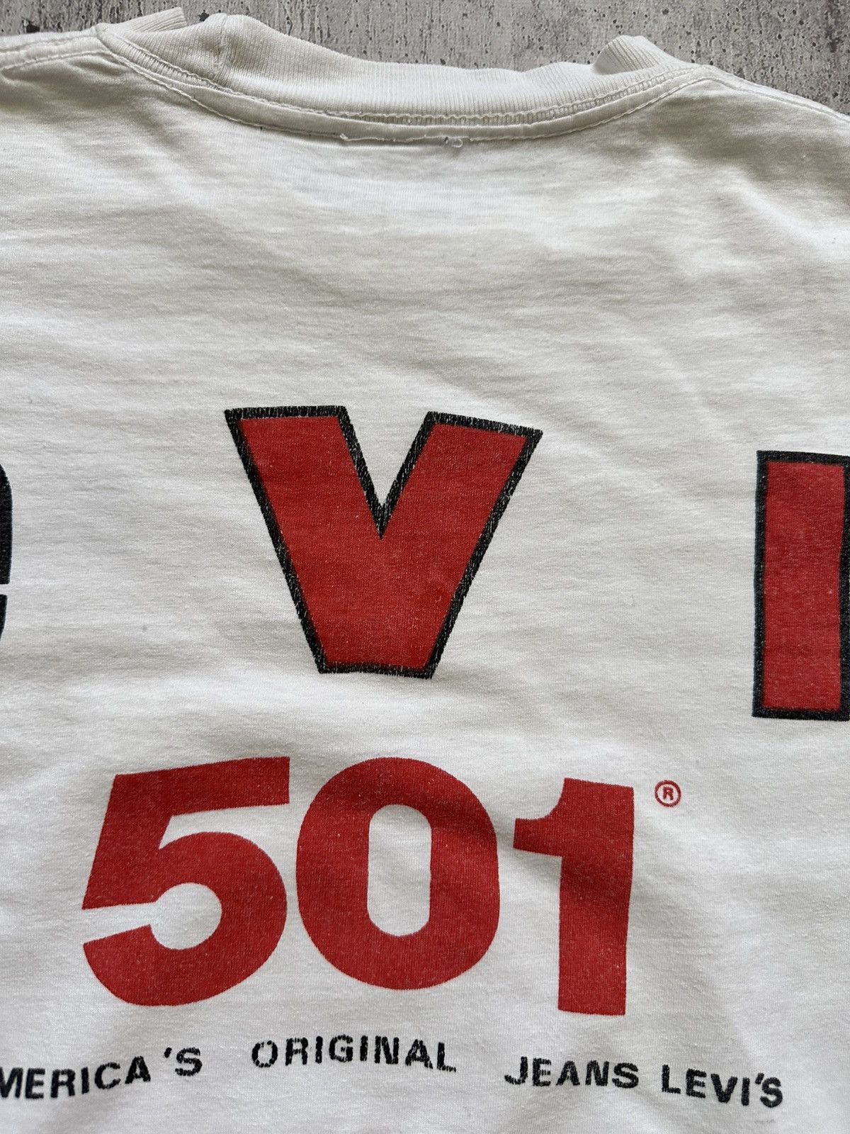 Levi's × Vintage Levi's 501 America's Original Jeans Big Logo T Shirt Size US M / EU 48-50 / 2 - 5 Thumbnail