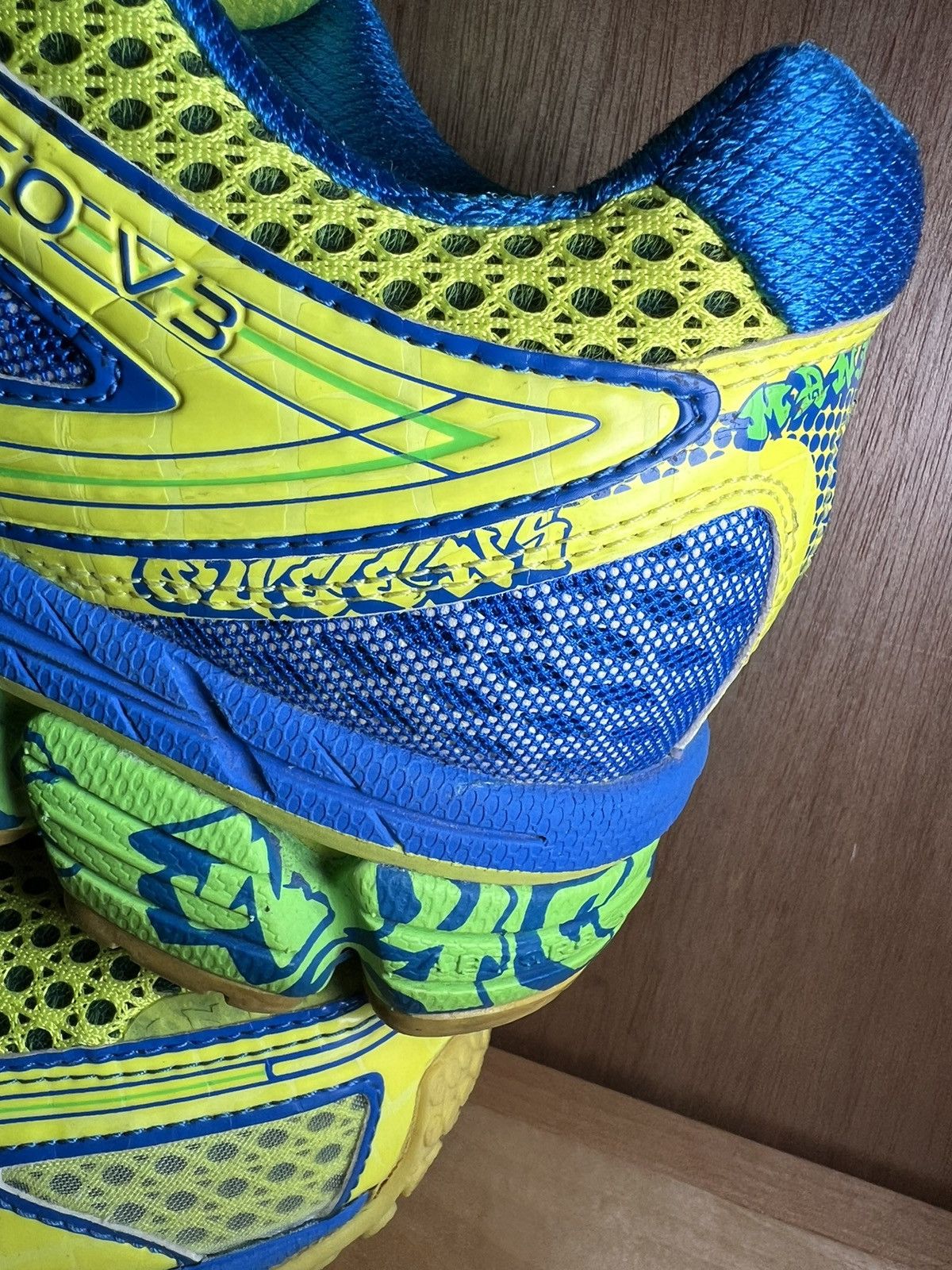 New Balance Size 14 - NYC Marathon New Balance 2012 - no insoles Size US 14 / EU 47 - 7 Thumbnail