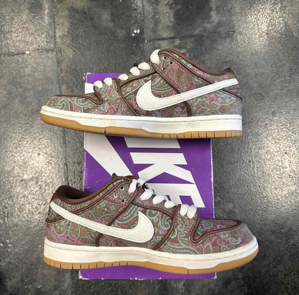 Nike SB Dunk Low SB Paisley Size US 5.5 / EU 38 - 2 Thumbnail