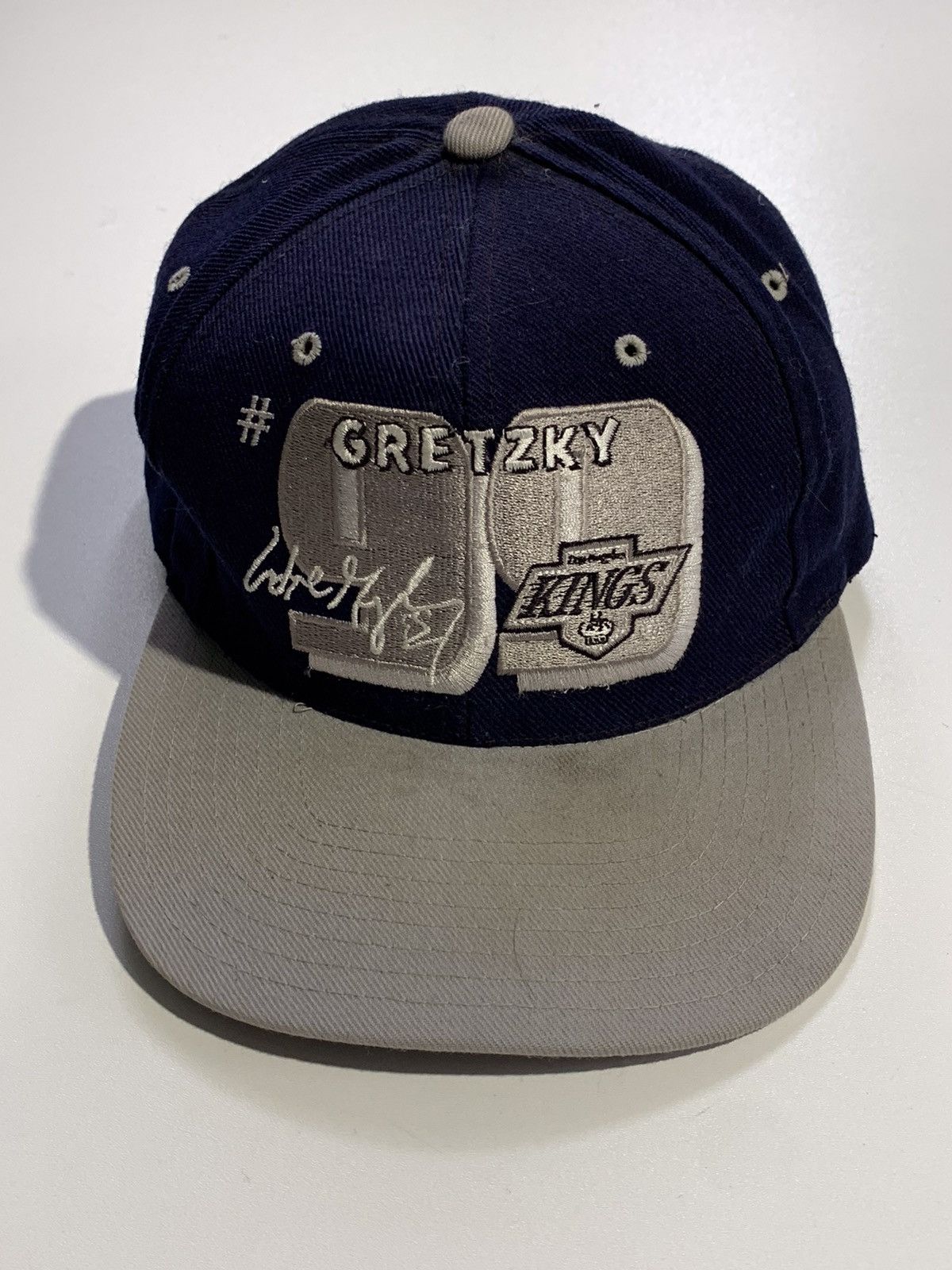 NHL Vintage Gretzky 99 Los Angeles Kings streetwear cap Size ONE SIZE - 2 Thumbnail