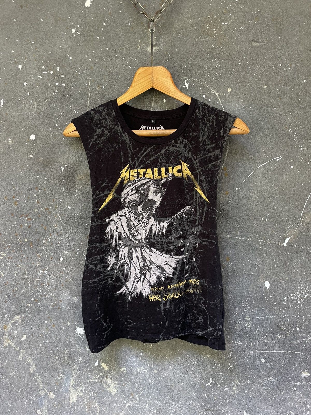 Metallica Vintage Metallica Their Money Tips Her Scales Again Shirt Size US S / EU 44-46 / 1 - 1 Thumbnail