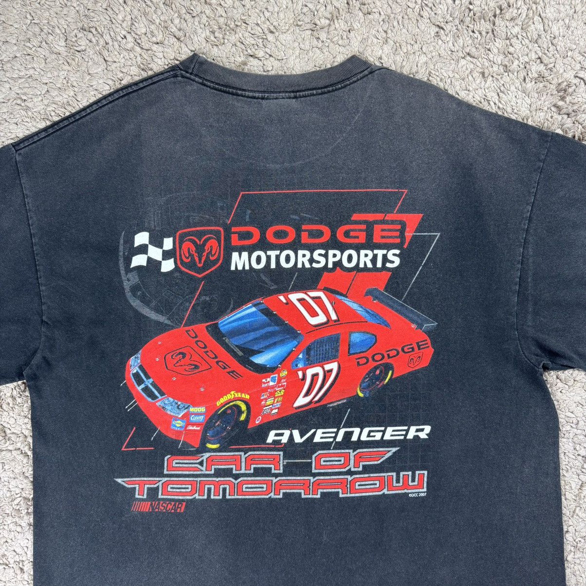 NASCAR Vintage Faded NASCAR x Dodge Motorsports Avenger T-shirt Size US XL / EU 56 / 4 - 5 Thumbnail