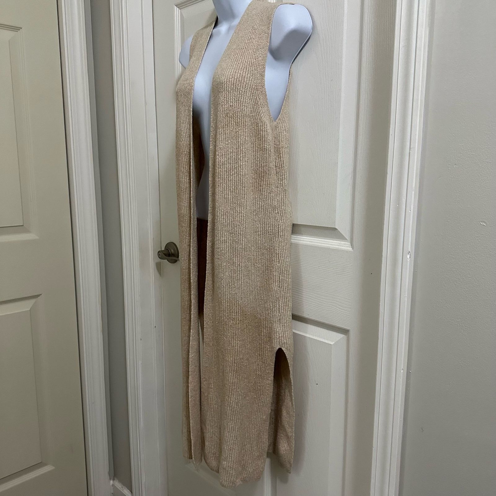 Other London Kaye Long Sleeveless Sweater Vest Women’s XS Tan boho Size XS / US 0-2 / IT 36-38 - 2 Thumbnail