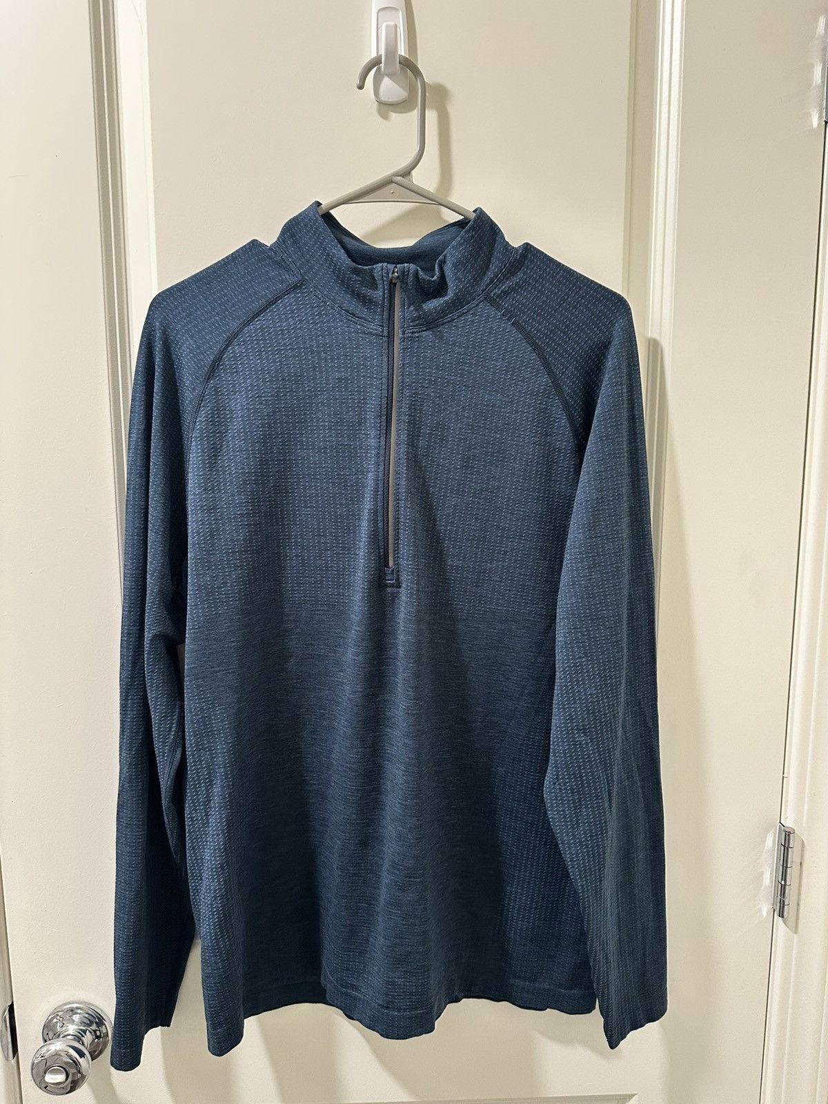 Lululemon Lululemon Metal Vent Tech Half Zip Size US M / EU 48-50 / 2 - 2 Thumbnail
