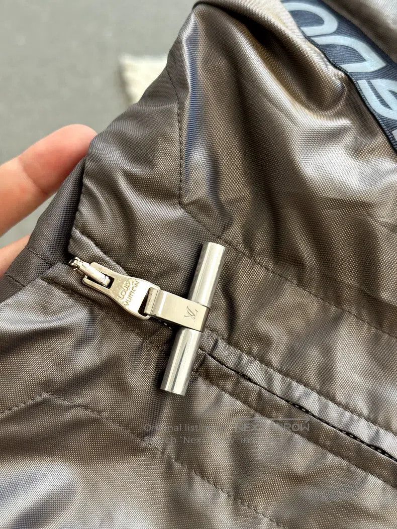 Louis Vuitton Louis Vuitton Show Style Windbreaker Jacket Size US S / EU 44-46 / 1 - 3 Thumbnail