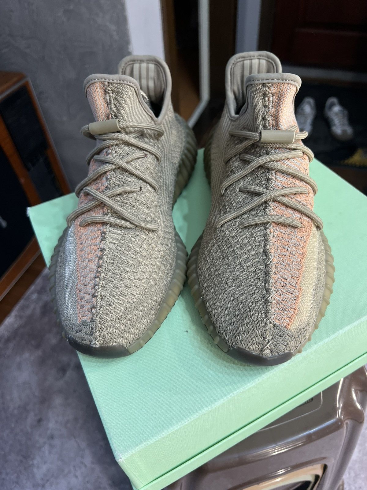Adidas adidas Yeezy Boost 350 V2 Sand Taupe 44 Size US 10 / EU 43 - 4 Thumbnail