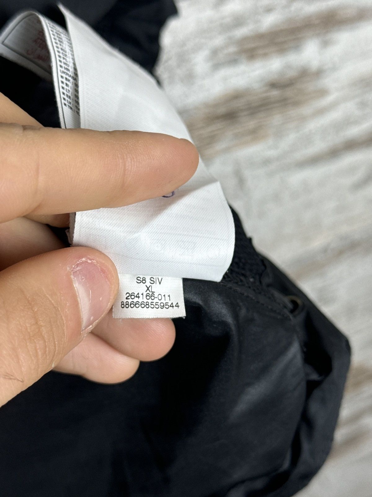 Nike Mens Vintage Nike track jacket black swoosh y2k drill rare Size US XL / EU 56 / 4 - 13 Thumbnail