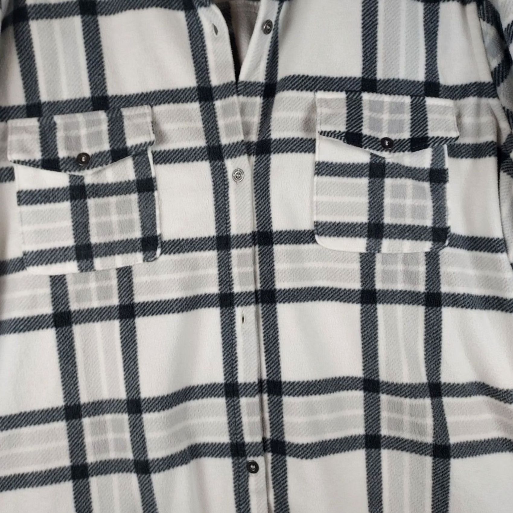 Eddie Bauer Eddie Bauer Women’s 2X Plaid Fleece Shirt Jacket Shacket Button Front Warm Multicolor Size XXL / US 16-18 / IT 52-54 - 4 Thumbnail