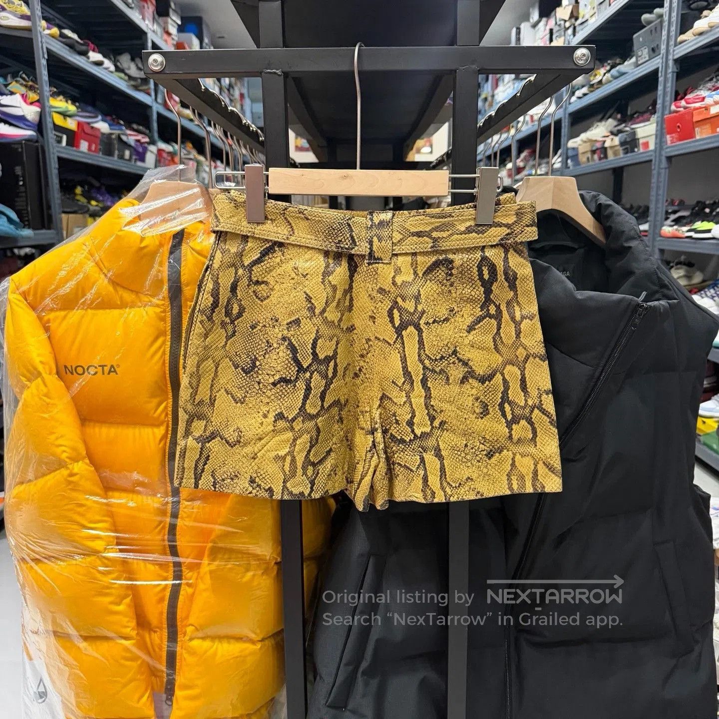 Chloe Chloe Snake Skin Runway Shorts. Size 33" - 2 Thumbnail