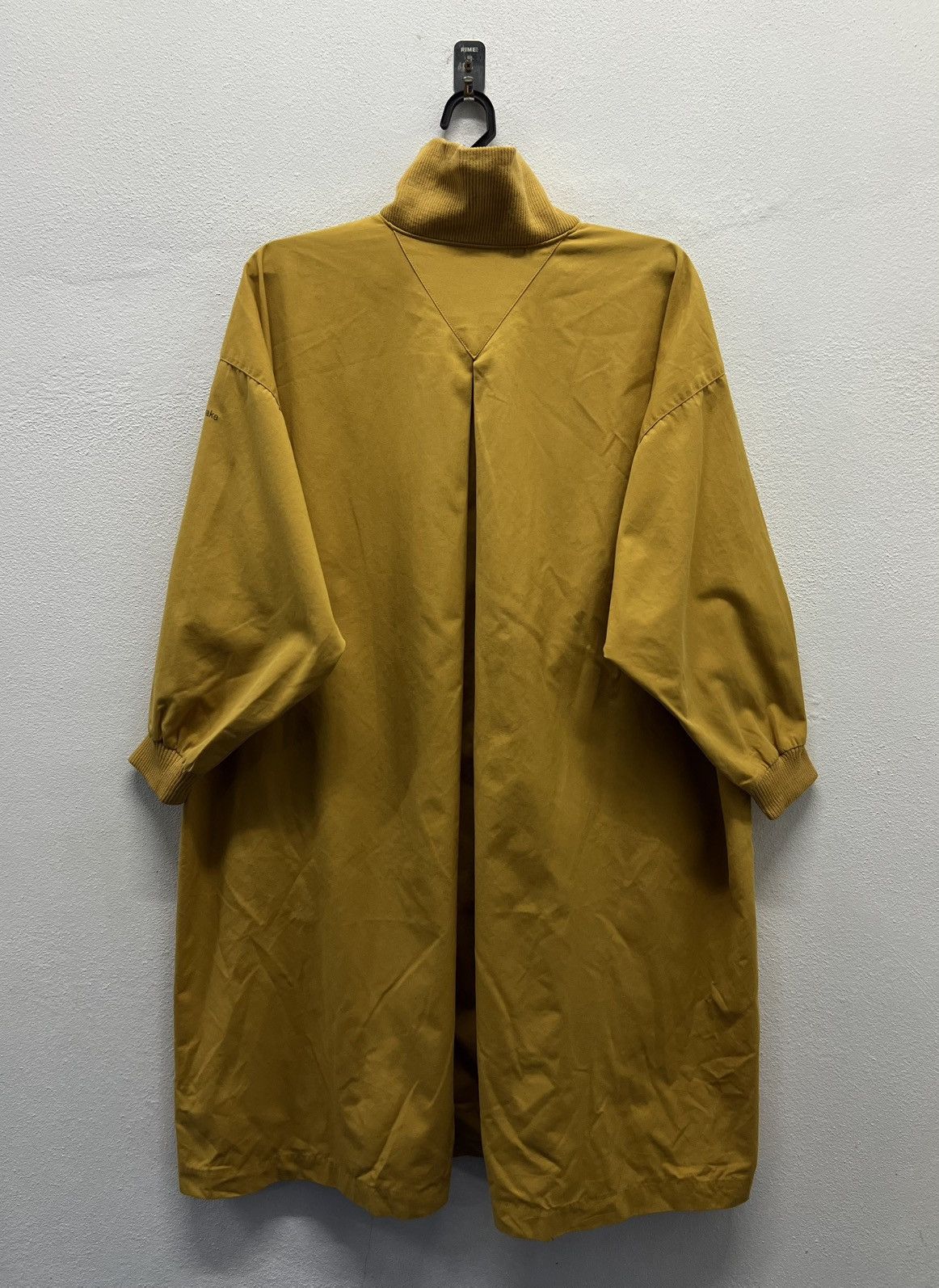 Issey Miyake × Japanese Brand × Vintage Vintage Issey Miyake Yellow Coat Rare ELK Label Size US XL / EU 56 / 4 - 2 Thumbnail