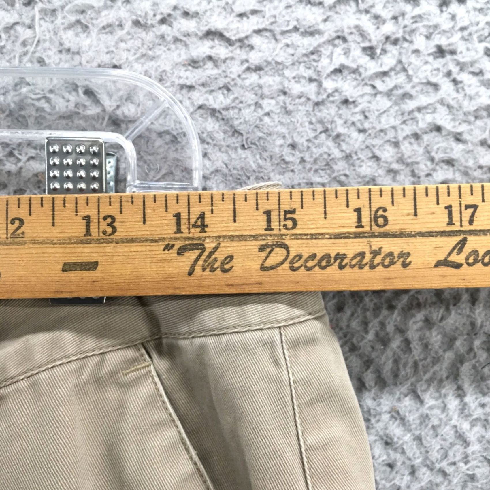 Banana Republic Banana Republic Chino Pants Womens Beige Mid Rise Flare Cut Zip Waist 30 Inseam 31 Size 30" / US 8 / IT 44 - 5 Thumbnail