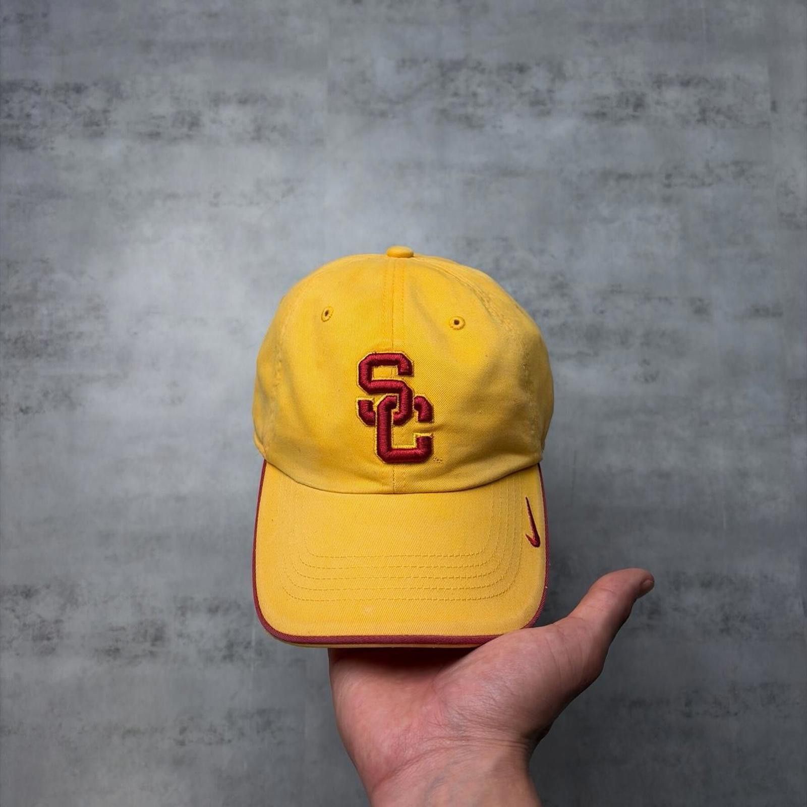 Nike Vintage Yellow Nike USC Trojans College Baseball Hat Size ONE SIZE - 1 Thumbnail