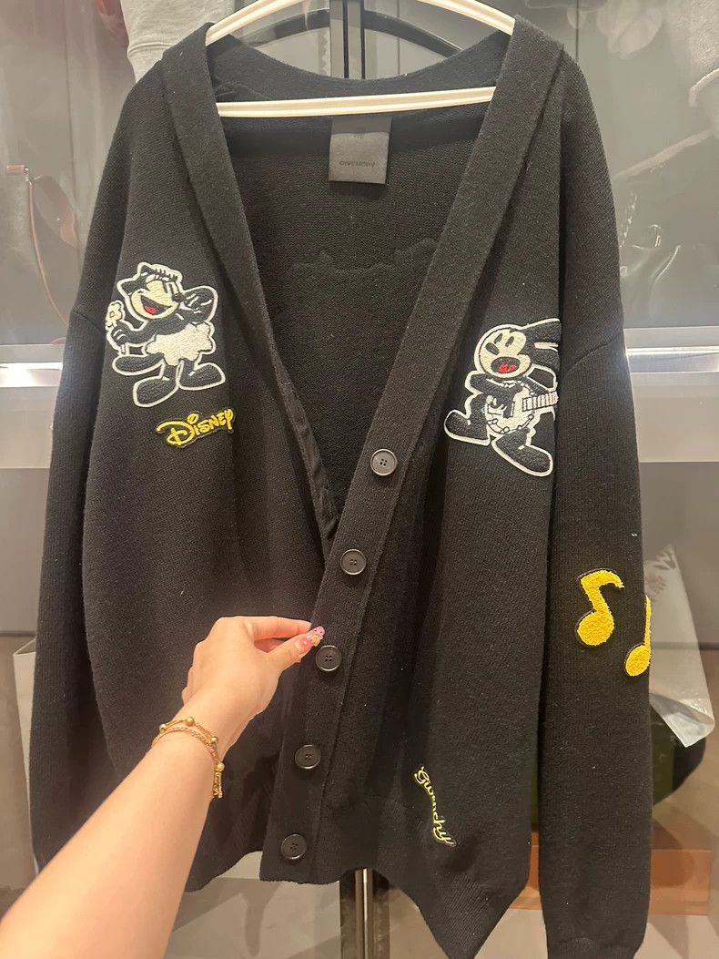 Givenchy Givenchy Mickey Joint Brand Wool Coat Size US S / EU 44-46 / 1 - 1 Thumbnail