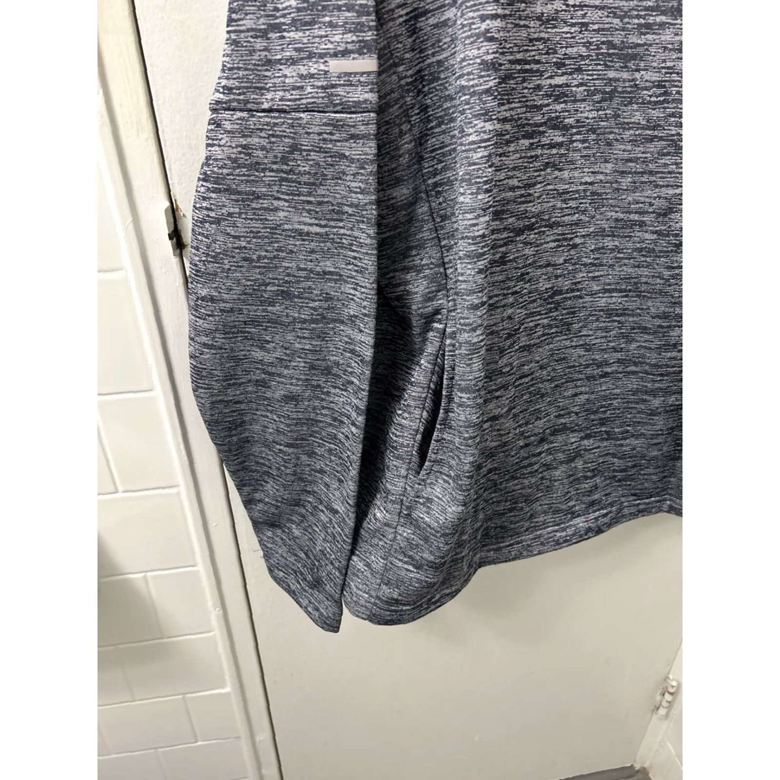 Vintage Maelreg Performance Hoodie Mens XL Blue Pullover Long Sleeve Reflective Accent Sports Golf Lightweight Set Athletic Fit Size US XL / EU 56 / 4 - 7 Thumbnail