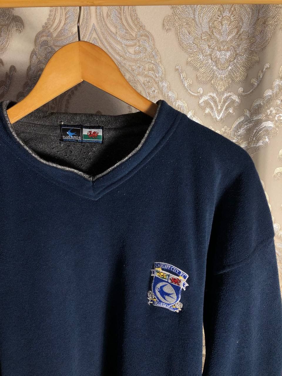Vintage VERY RARE CARDIFF CITY ENGLAND SOCCER SWEATSHIRT RETRO 90s Size US M / EU 48-50 / 2 - 2 Thumbnail