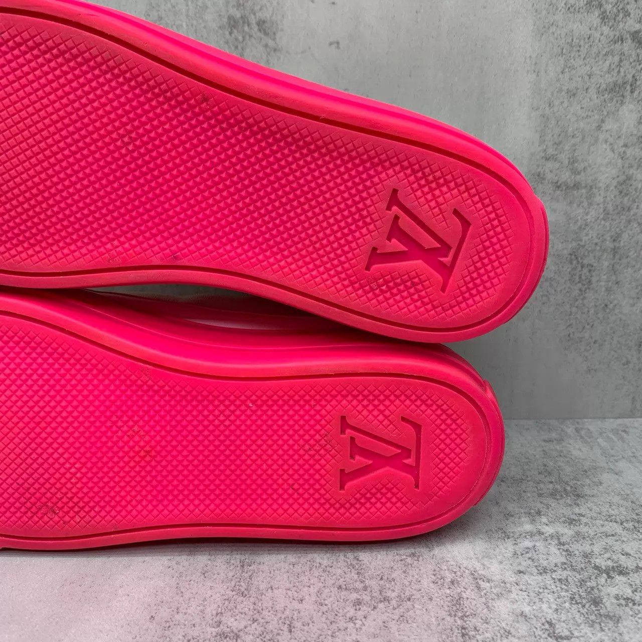 Louis Vuitton LV Pink & White Monogram Sneakers EU35 95 New Size US 4.5 / IT 34.5 - 9 Thumbnail