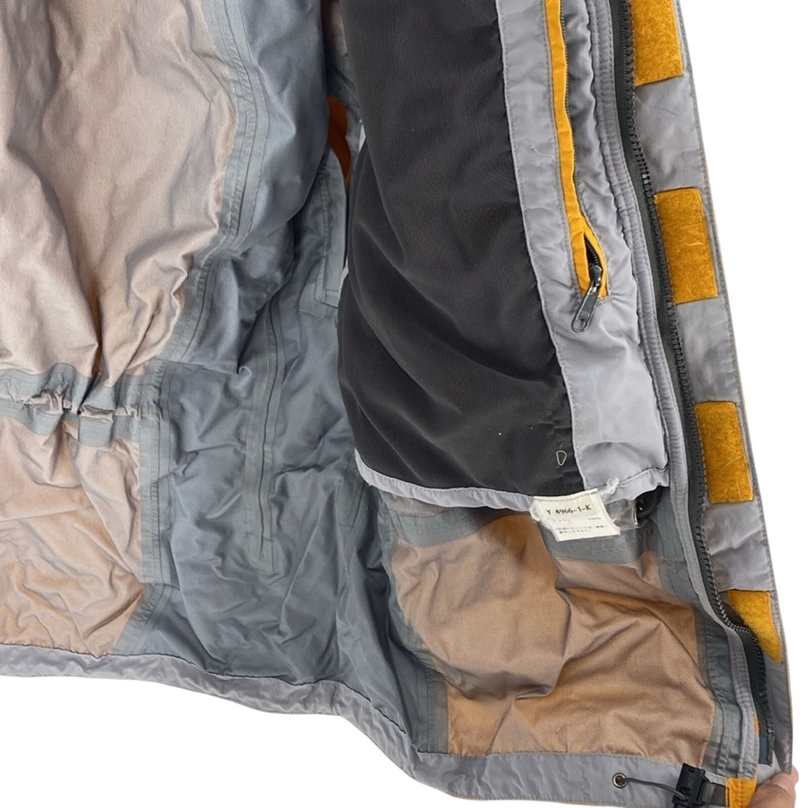 Marmot Marmot yellow gray vented hooded windbreaker camping size XL Size US XL / EU 56 / 4 - 13 Thumbnail