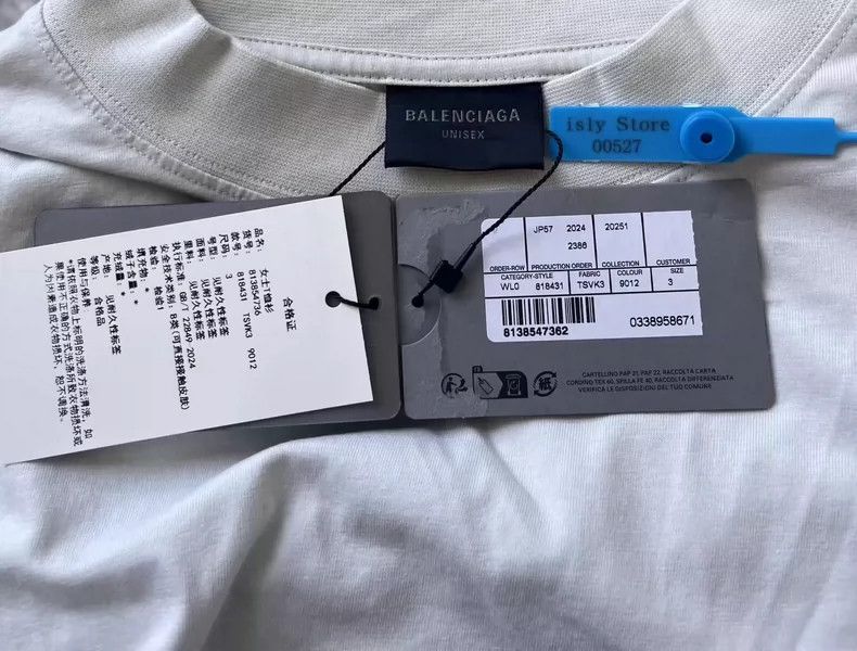 Balenciaga Balenciaga Valentine's Day Limited Letter Print Badge Crew Size US L / EU 52-54 / 3 - 4 Thumbnail